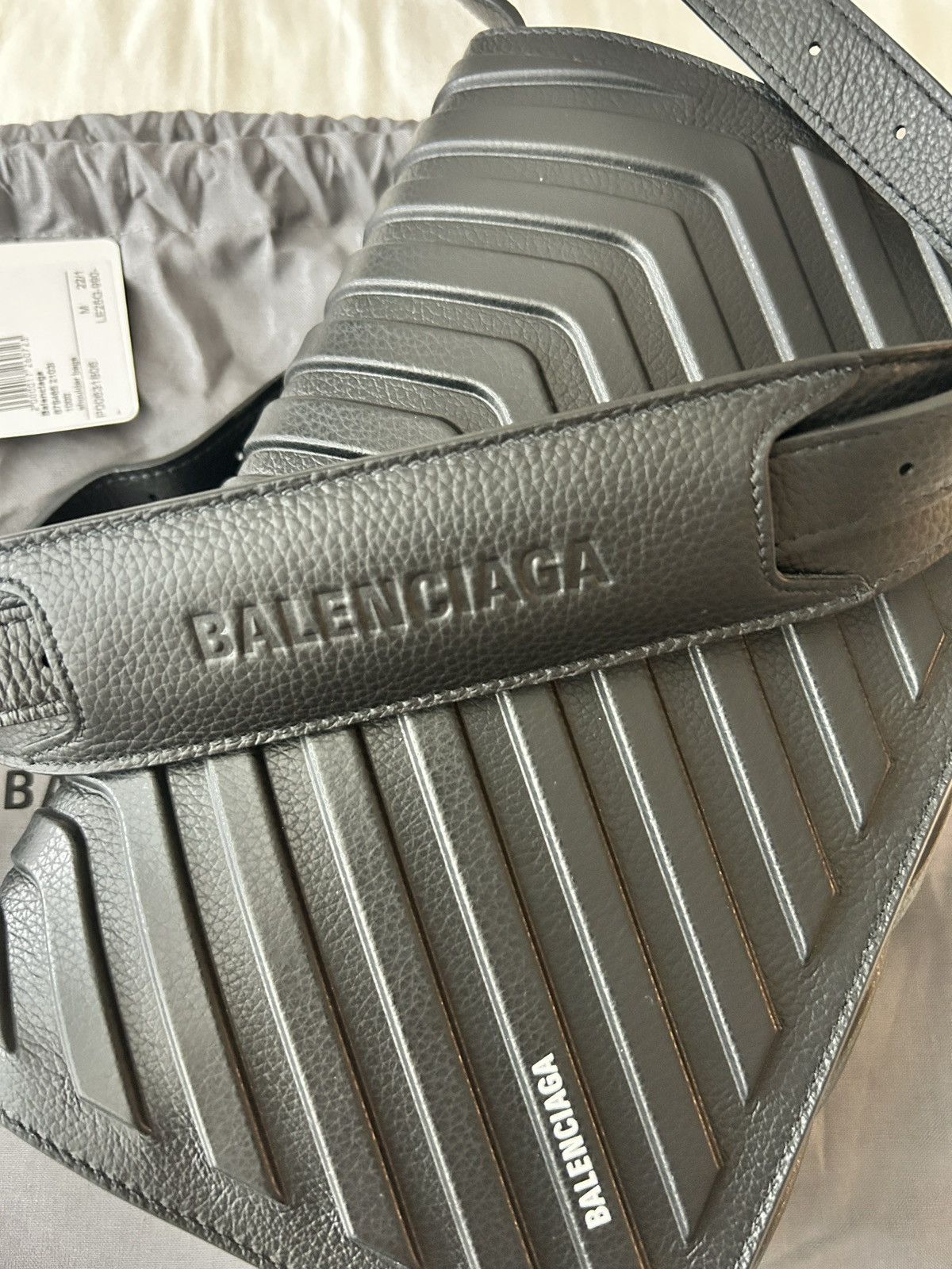 Balenciaga Balenciaga Car Flap Crossbody Bag Size ONE SIZE - 2 Thumbnail