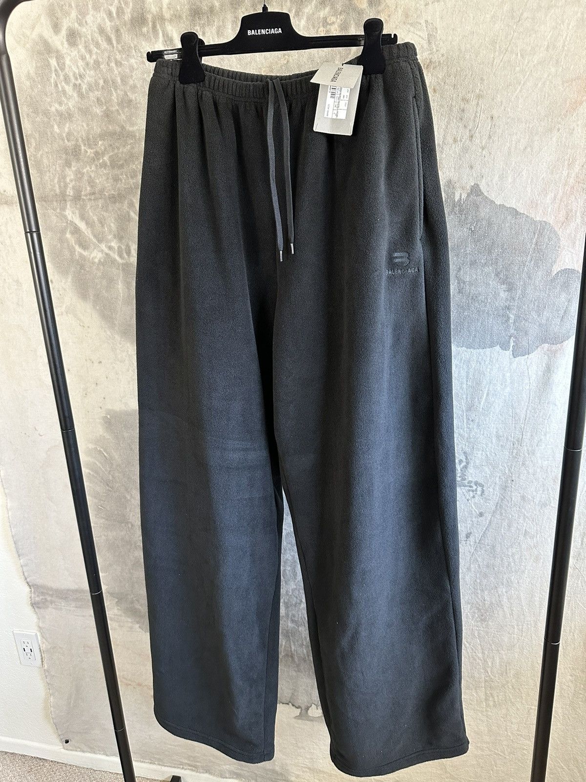 image of Balenciaga Sporty B Baggy Wide Leg Fleece Sweatpant Medium in Black, Men's (Size 34)