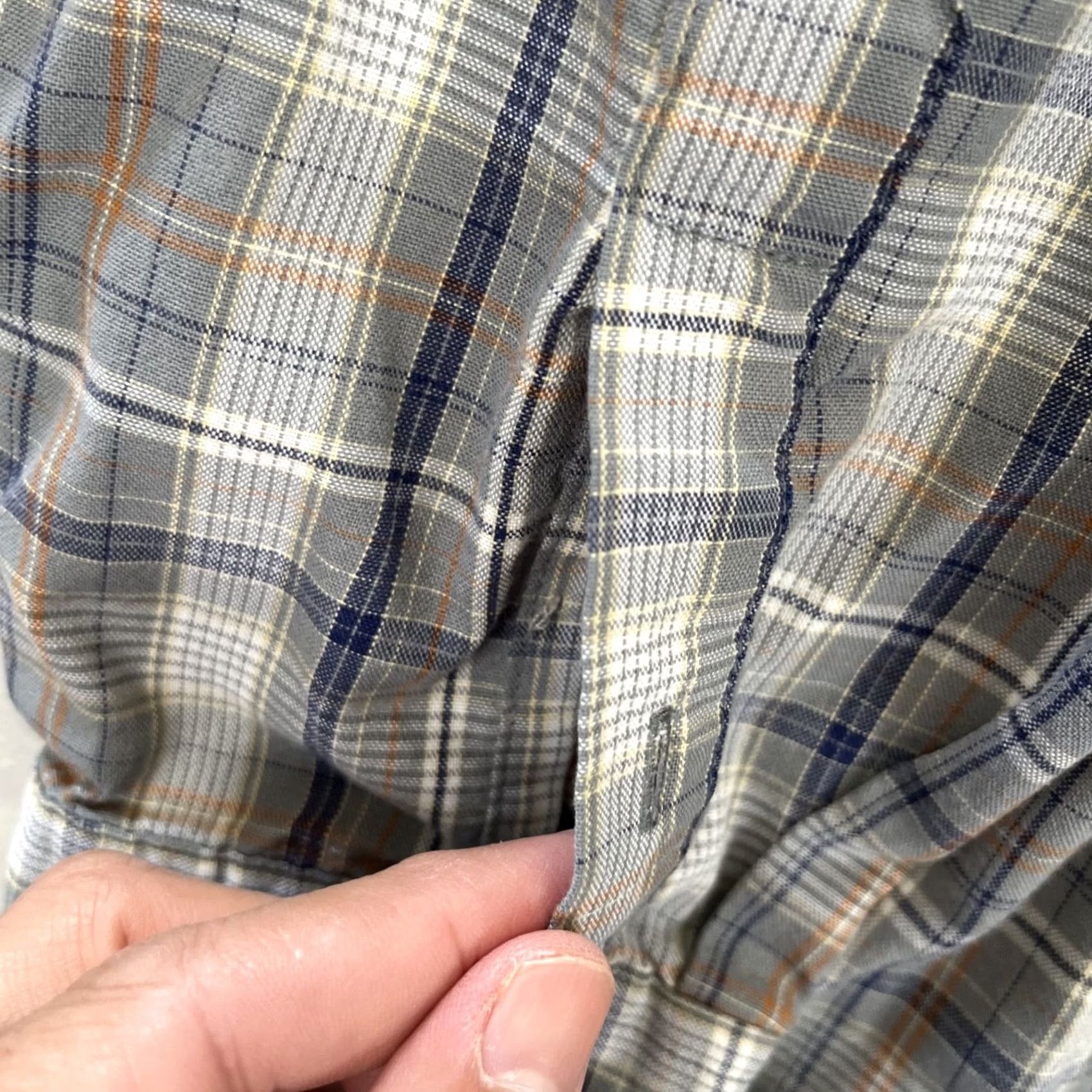 Wrangler VINTAGE Wrangler Rugged Wear Button Front Plaid Shirt Mens XL Western Gray Size US XL / EU 56 / 4 - 2 Thumbnail