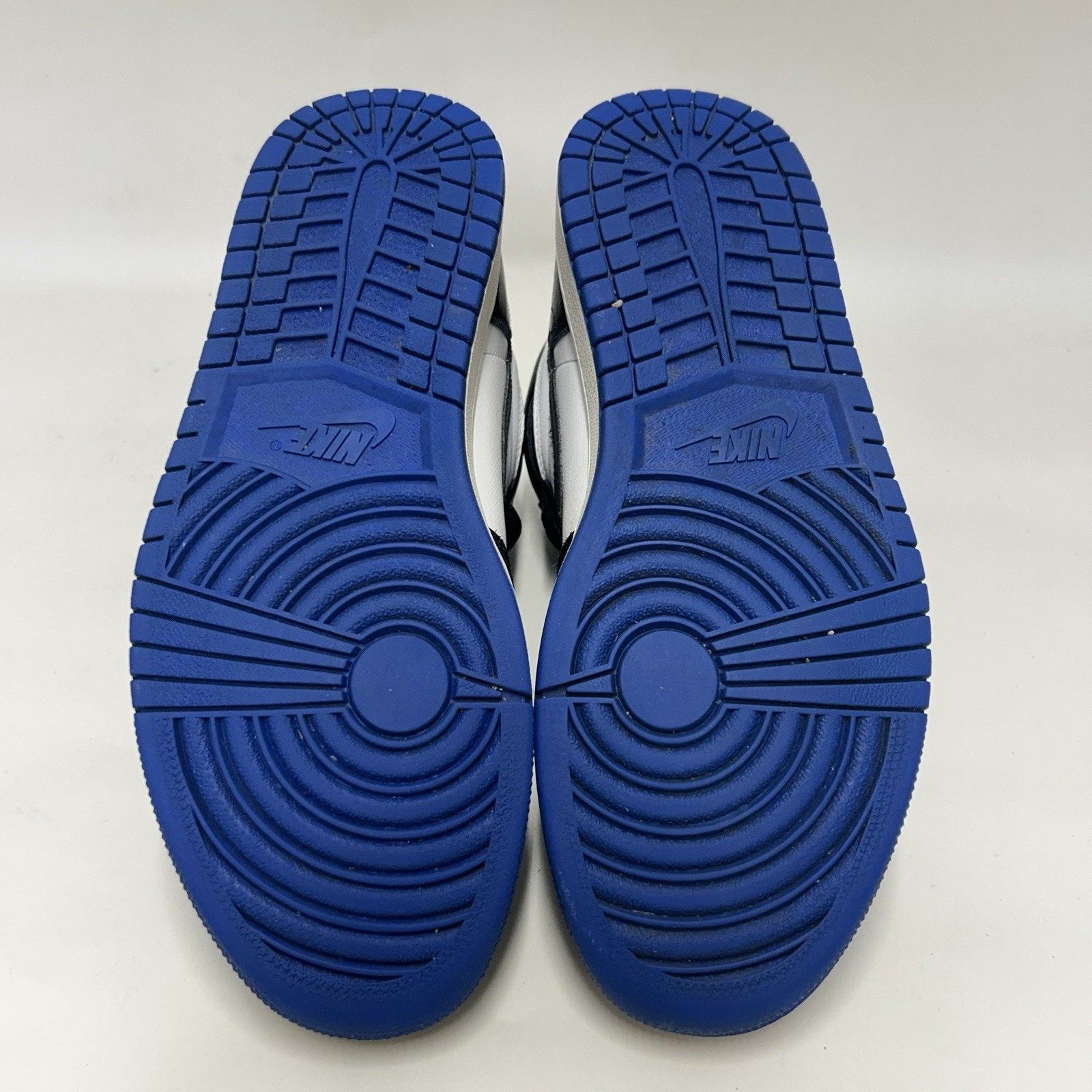 Jordan Brand Nike Air Jordan 1 Retro High OG “Royal Toe” 555088-041 Size US 10 / EU 43 - 7 Thumbnail