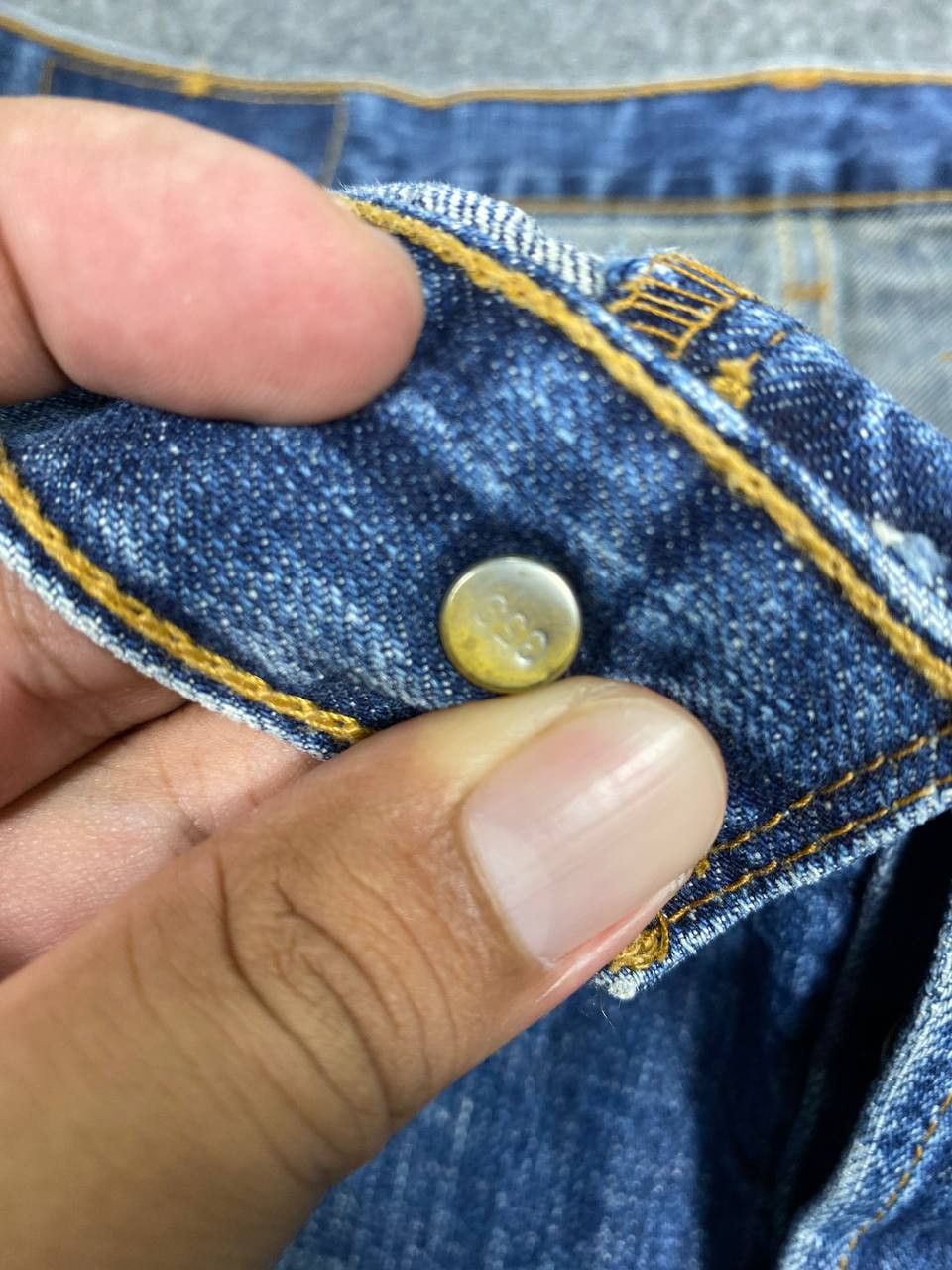 Levi's vintage levis 501 distressed denim very nice design Size US 35 - 15 Thumbnail