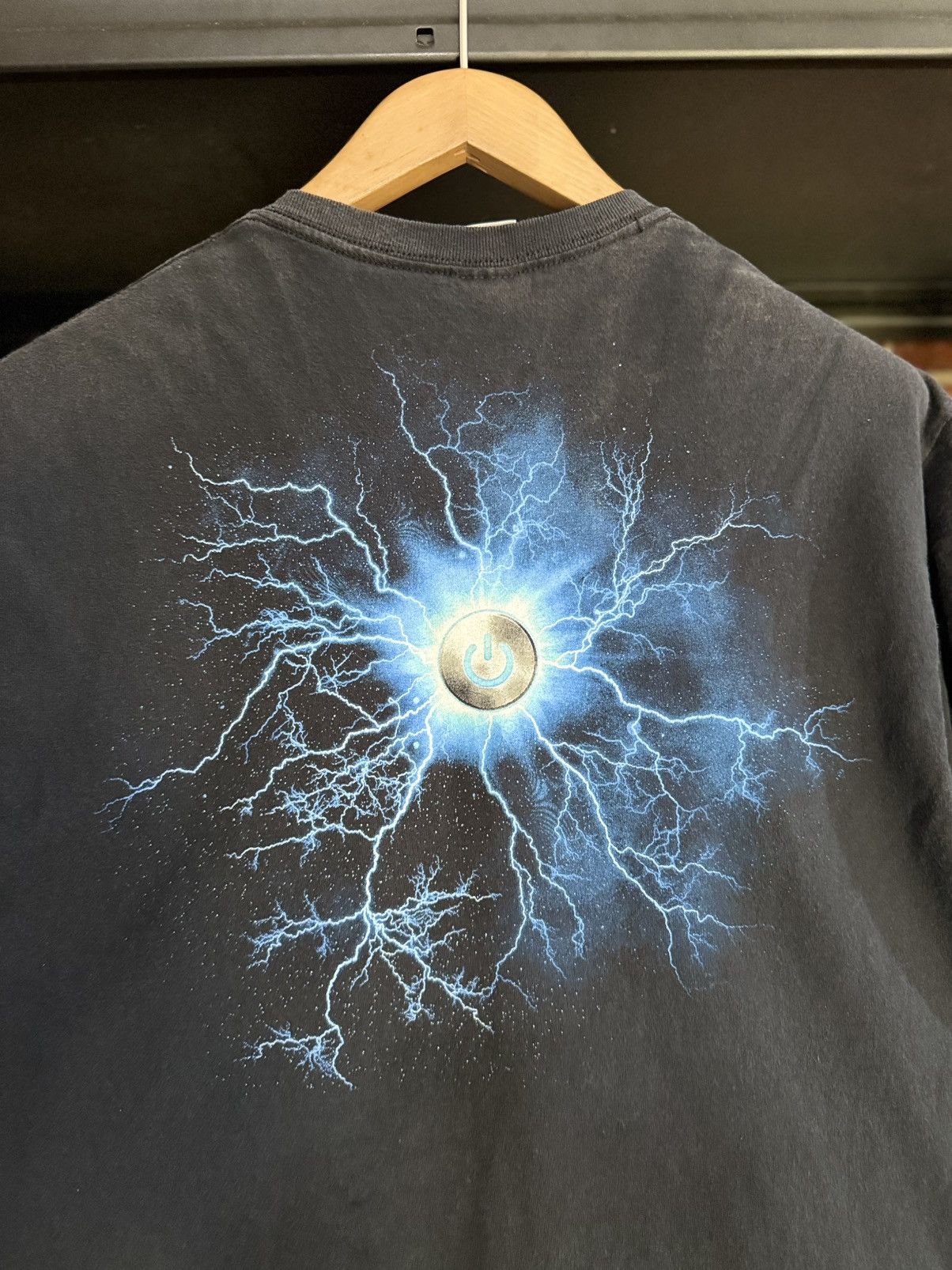 Optic Gaming Thrashed Vintage Comic Com Wizard World Lighting Sun Faded T Size US L / EU 52-54 / 3 - 8 Thumbnail