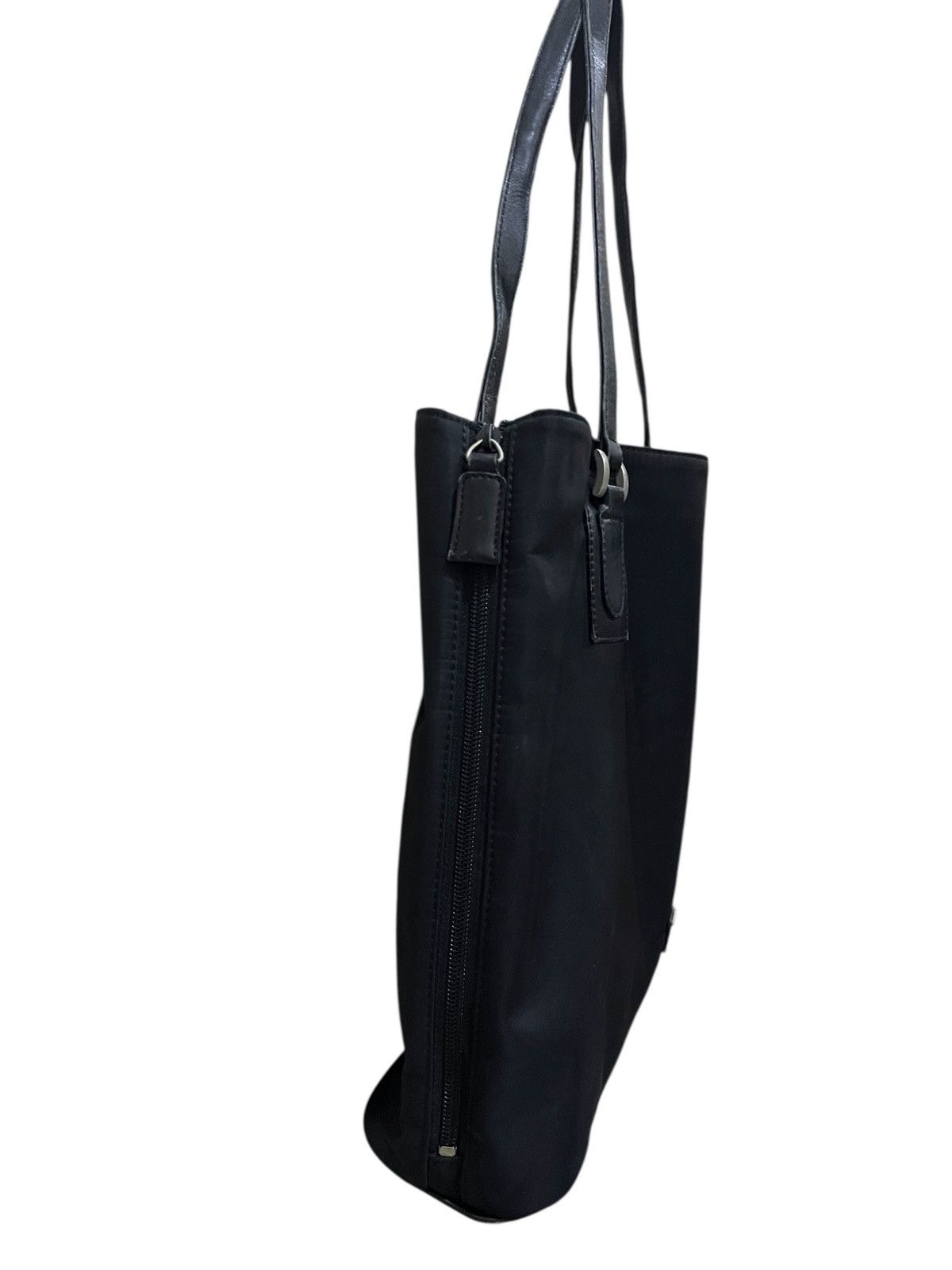 Guess GUESS NYLON TOTE BAG LEATHER HANDLE Size ONE SIZE - 3 Thumbnail