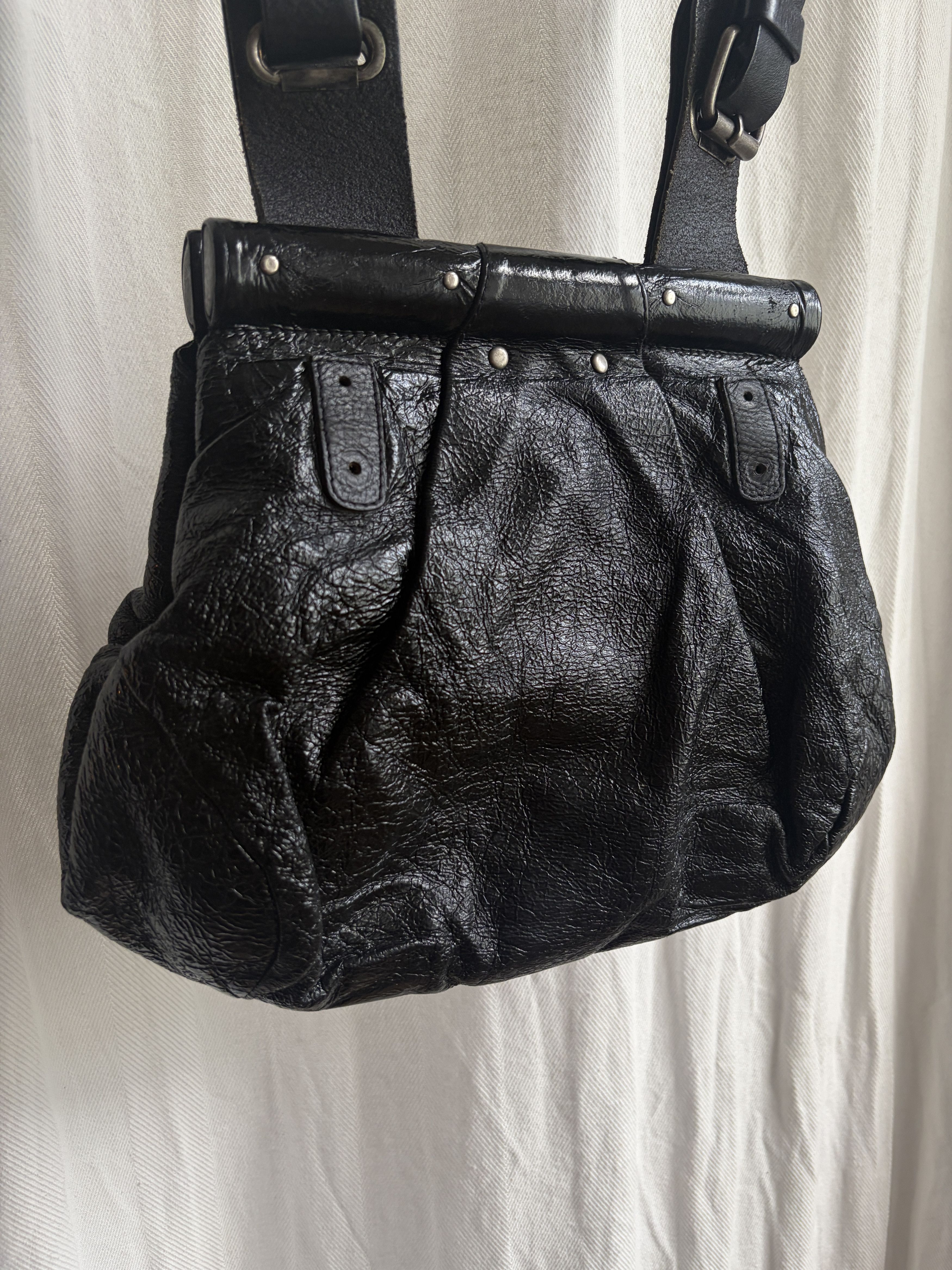 Dries Van Noten 90s Glossed Leather Crossbody Size ONE SIZE - 4 Thumbnail