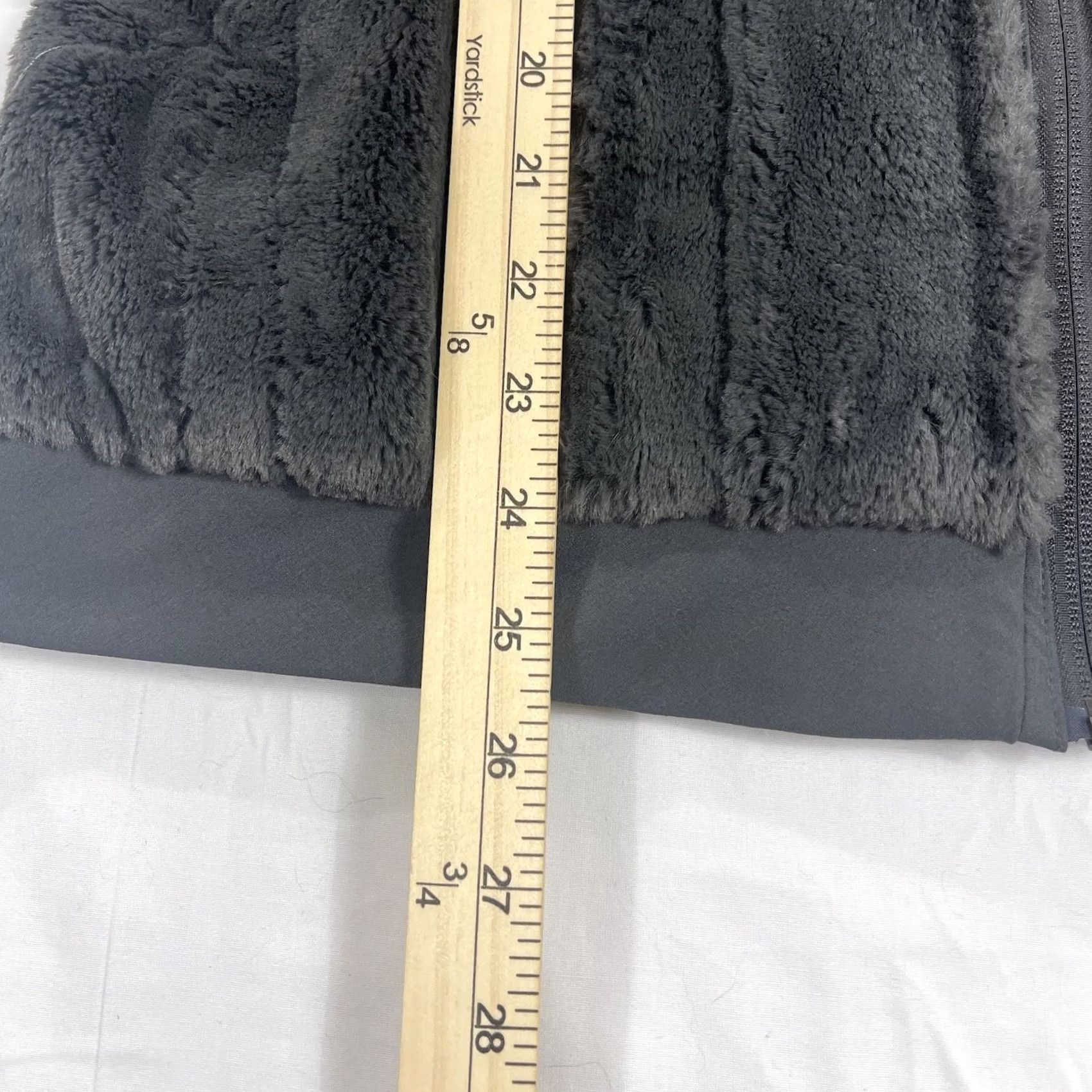 The North Face The North Face Vest Hoodie M Women Gray FURLANDER Full Zip Faux Fur Lined Zip Vest Outdoor Winter 90s? Size M / US 6-8 / IT 42-44 - 3 Thumbnail