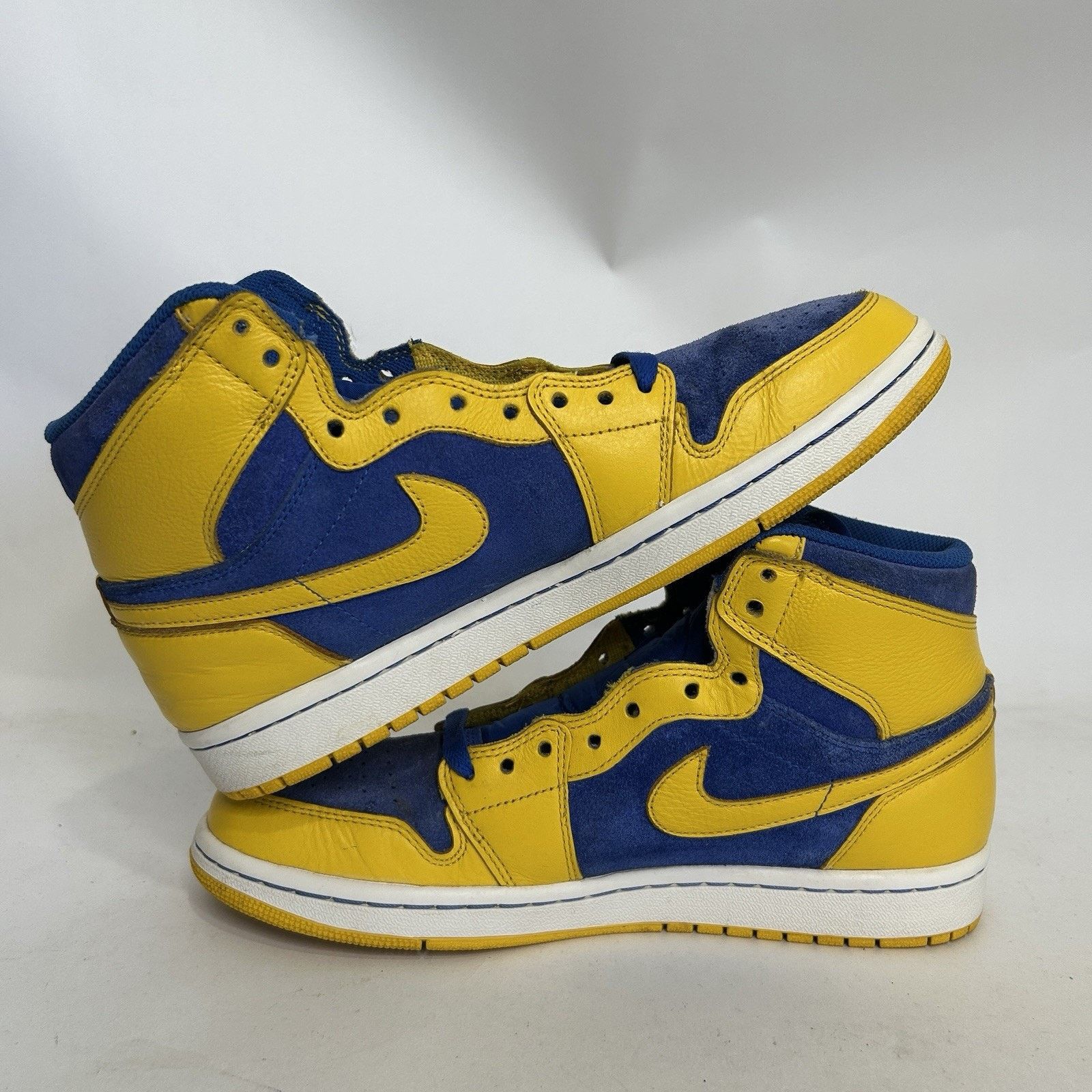 Nike Nike Air Jordan 1 Retro OG High “Laney” 555088-707 Size US 8.5 / EU 41-42 - 3 Thumbnail