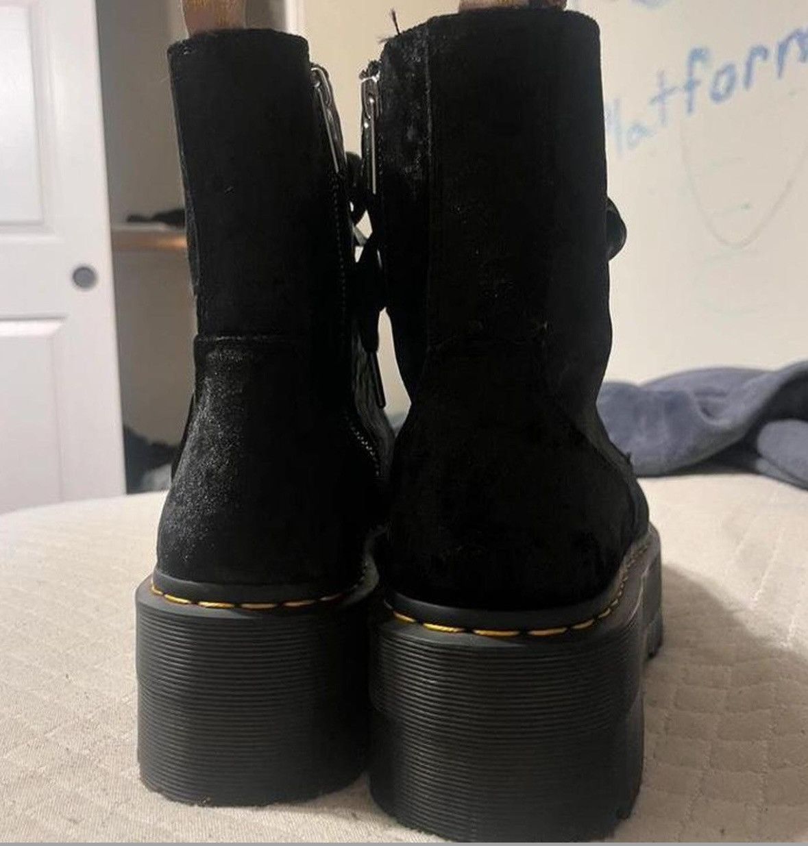 Vintage Doc Martens Size US 9 / EU 42 - 1 Thumbnail
