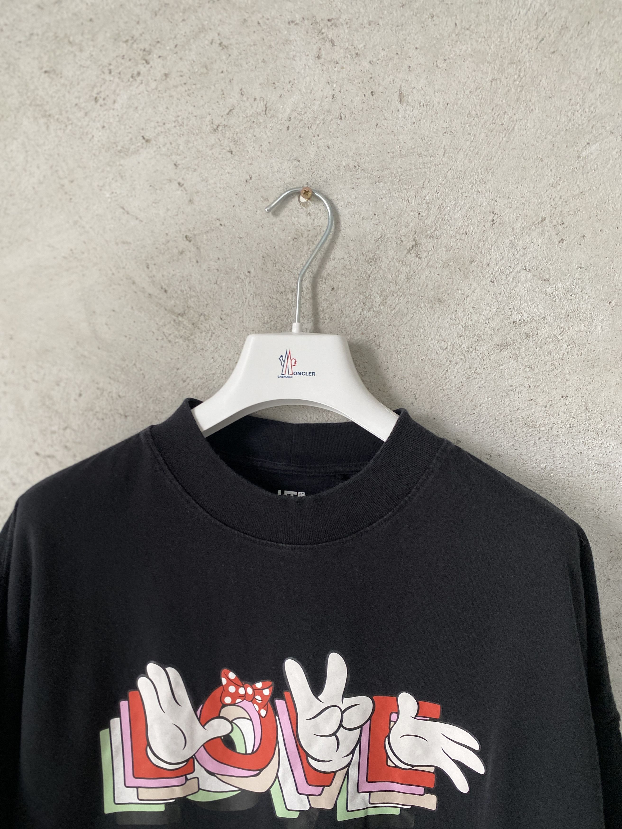 Uniqlo Uniqlo x Disney x Ambush Love t-shirt tee Size US M / EU 48-50 / 2 - 2 Thumbnail