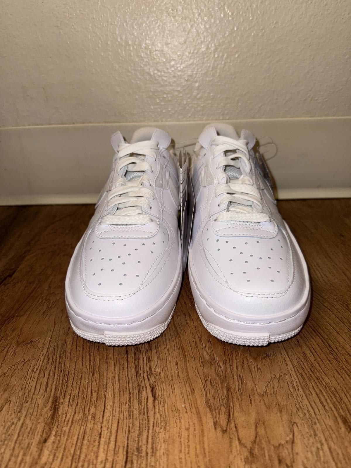 Nike Nike air Force Fontanka White Optic Yellow Sample (Women’s) Size US 7 / IT 37 - 4 Thumbnail