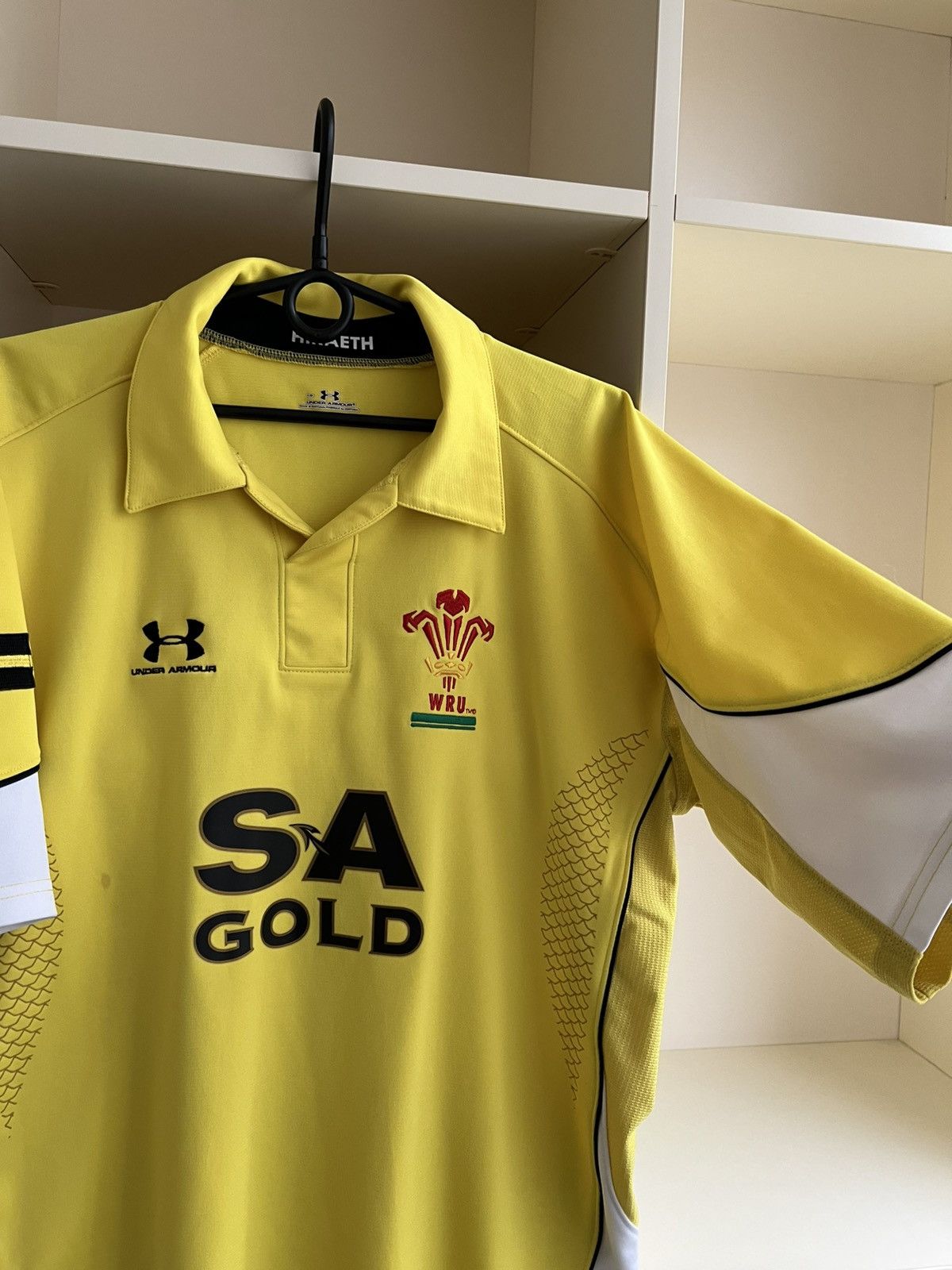 Under Armour Under Armour Wales Wru Rugby Jersey Size L Size US L / EU 52-54 / 3 - 9 Thumbnail