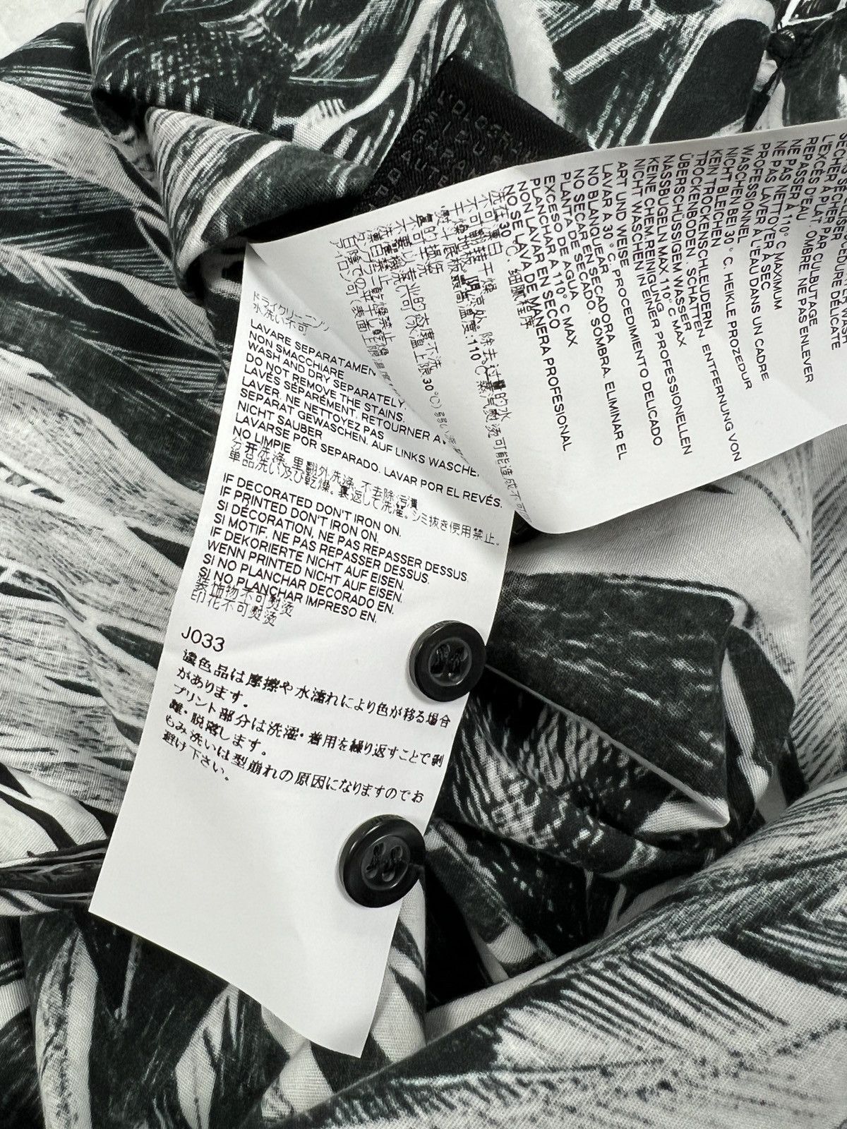 Just Cavalli Just Cavalli Monochrome Graphic Feather Print Shirt Size 56 Size US XL / EU 56 / 4 - 9 Thumbnail
