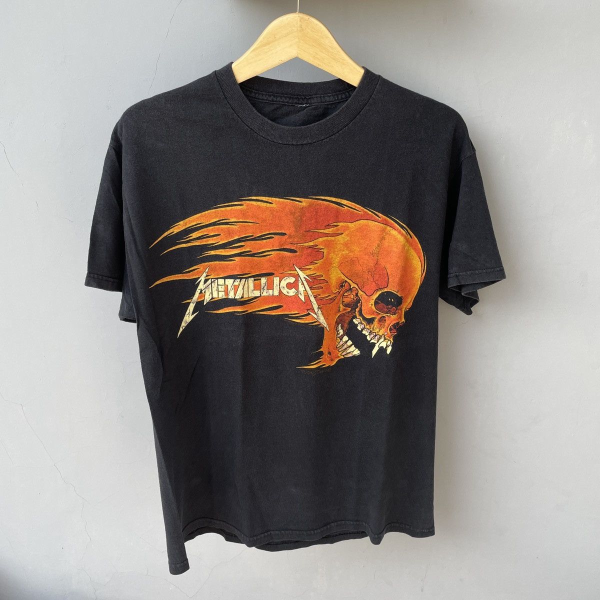 Giant Vintage 1994 Metallica Pushead Flaming Vampire Skull Tee Size US L / EU 52-54 / 3 - 1 Thumbnail