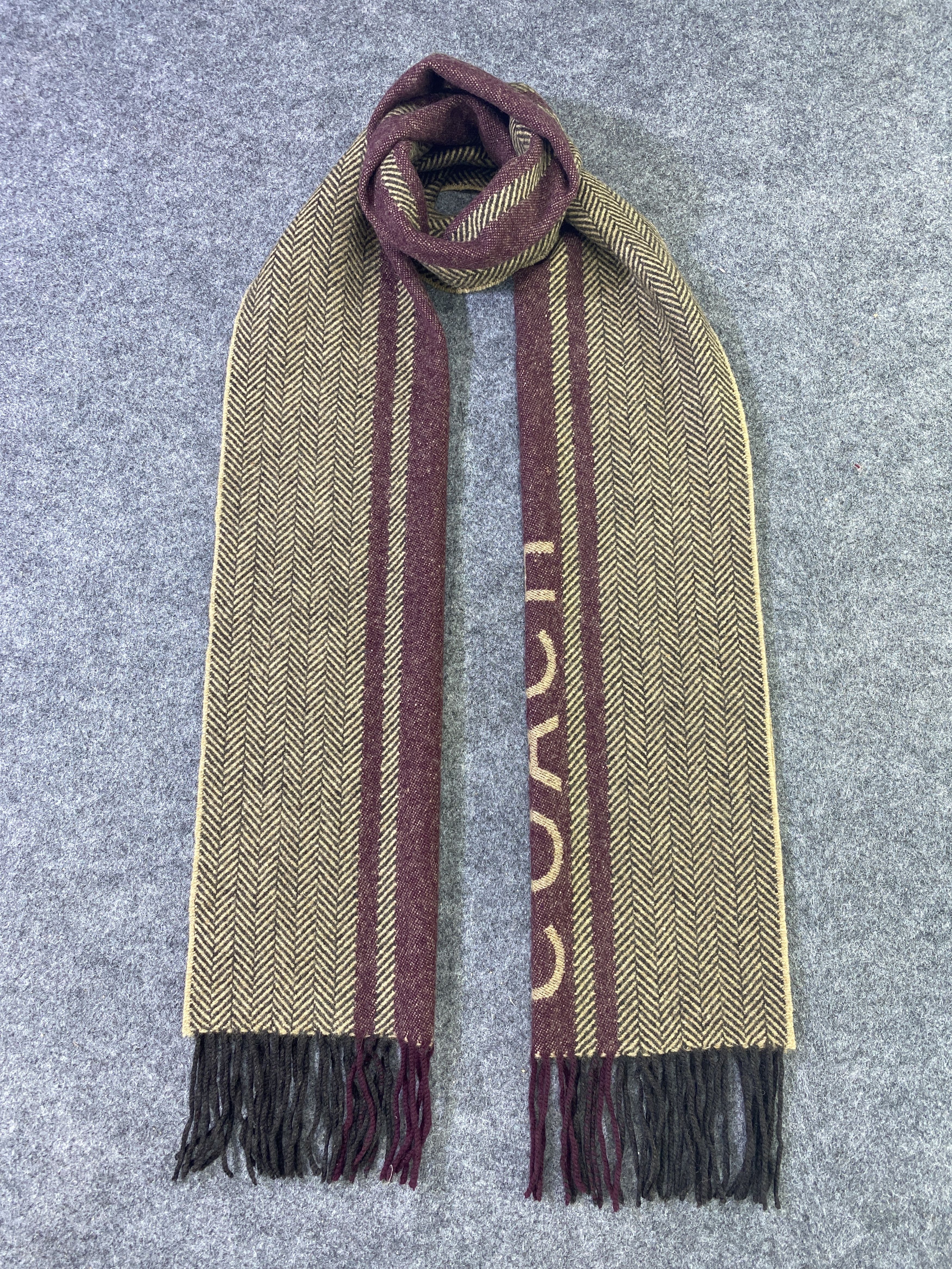Coach COACH Scarf / Muffler / Neckwear -T832 Size ONE SIZE - 1 Thumbnail