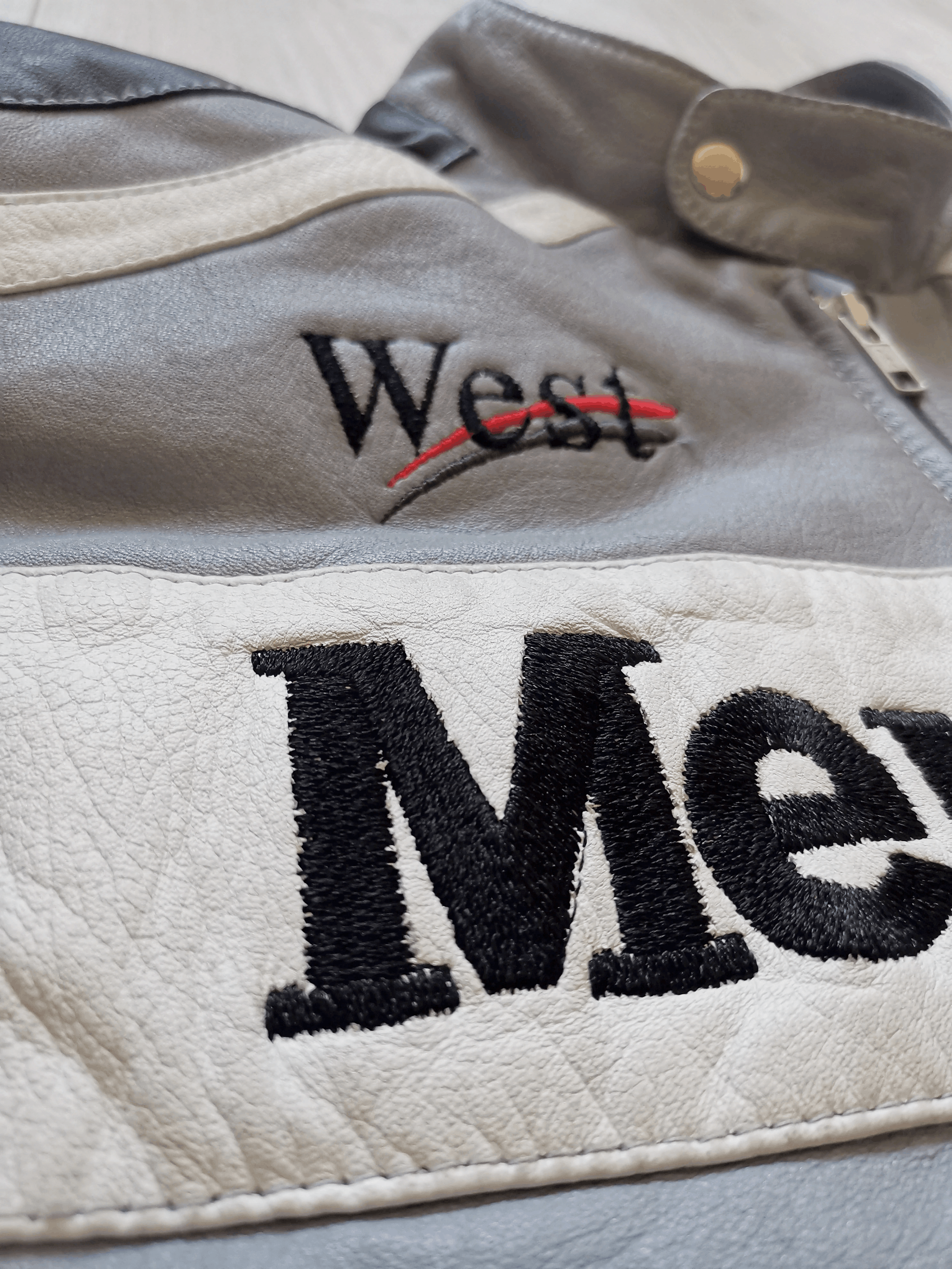Vintage Mercedes X Mclaren Racing Leather Jacket Streetwear Size US XL / EU 56 / 4 - 5 Thumbnail