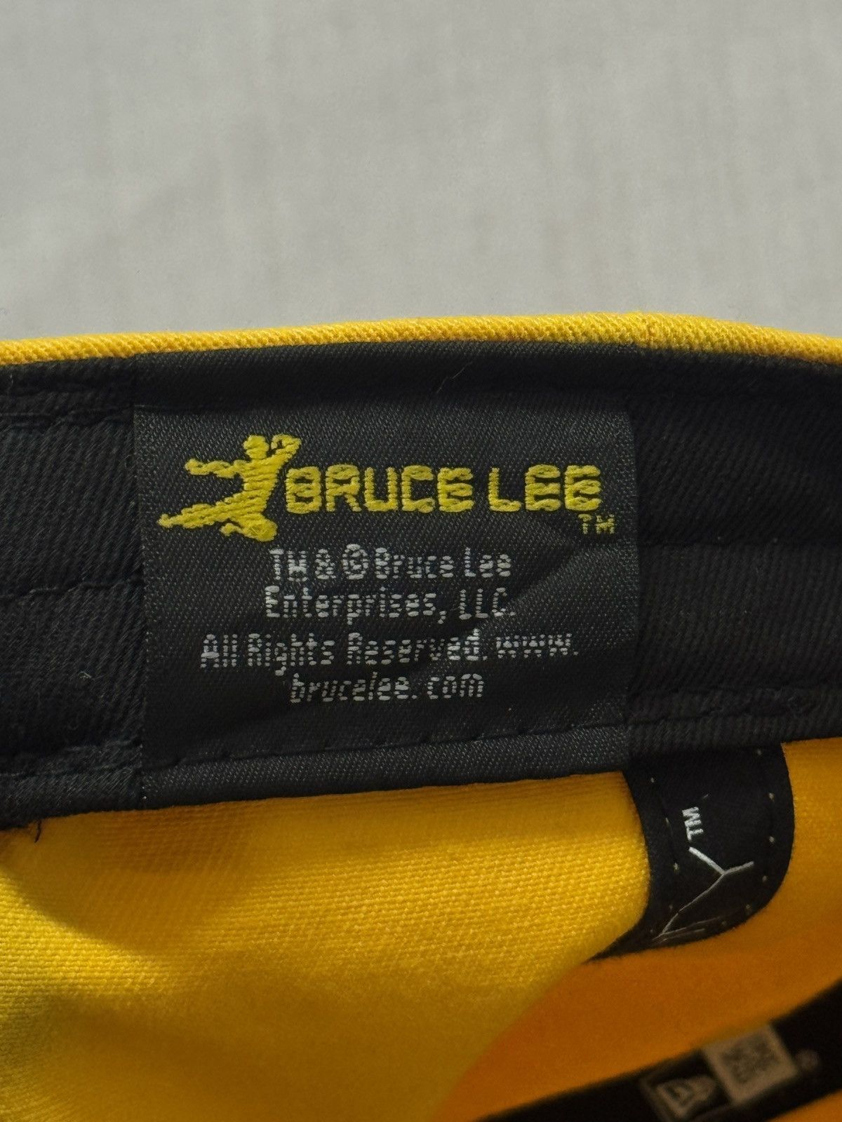 New Era yellow baseball cap featuring a Bruce Lee 1940s Size ONE SIZE - 15 Thumbnail