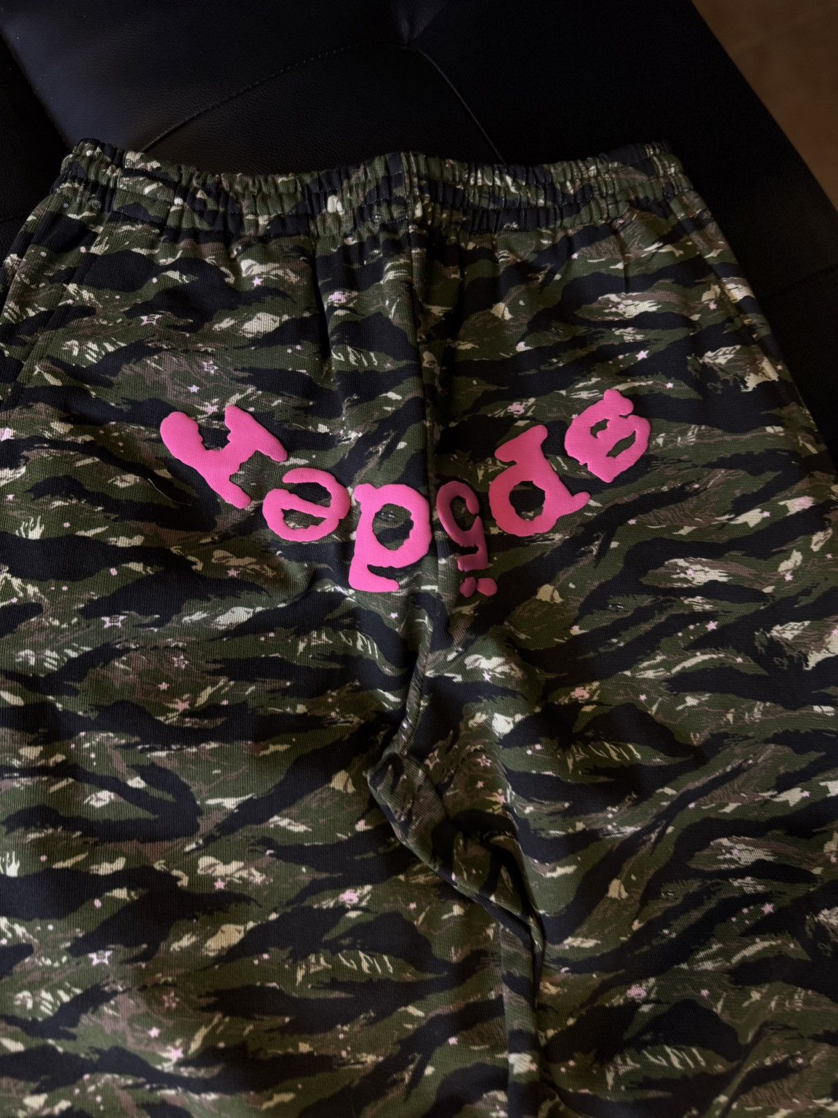 Sp5der Sp5der Worldwide Camo/Pink Sweatpants Size M (NEW) Size US 31 - 4 Thumbnail