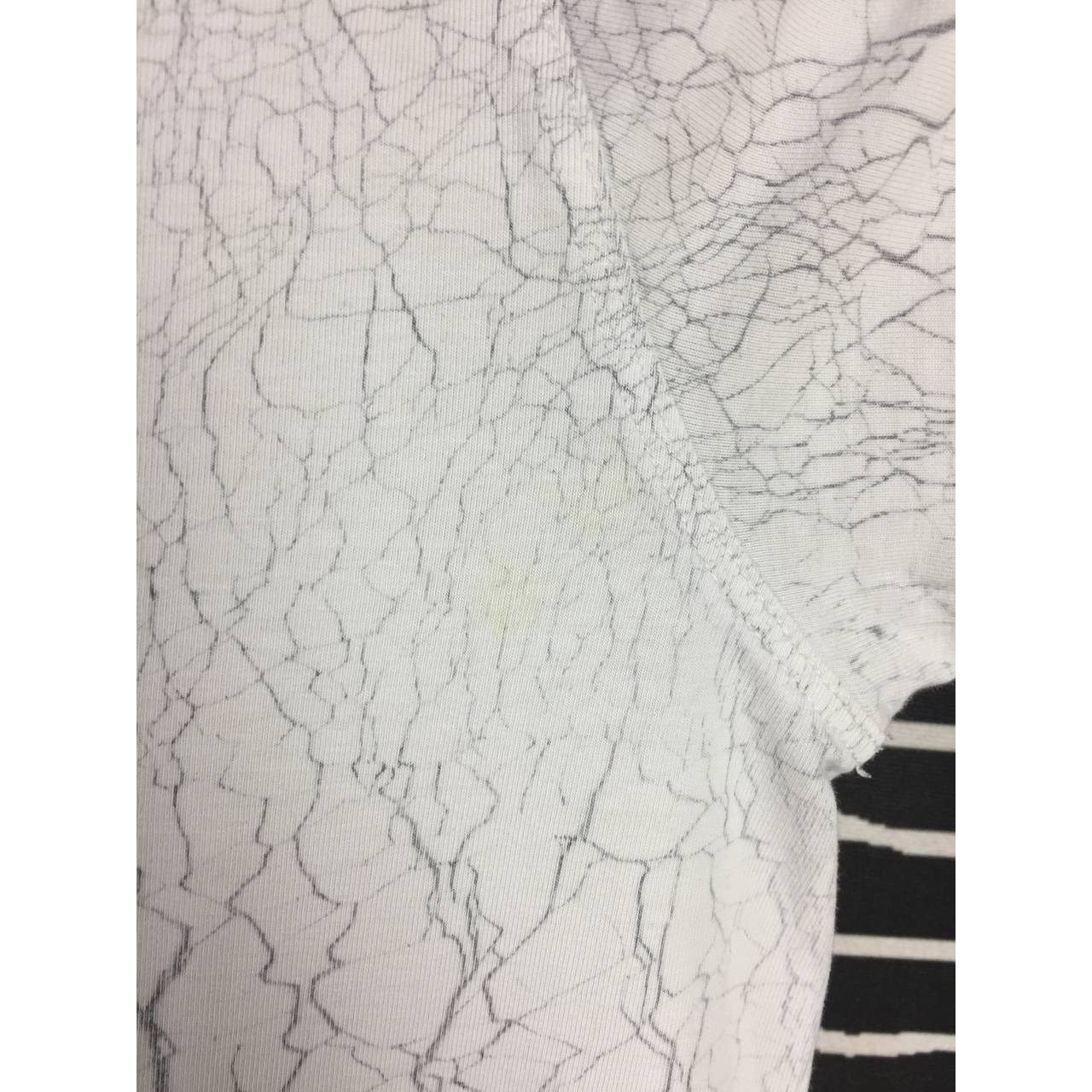 Lululemon Lululemon All Yours Vitasea Print Thread Dye Tee Size M / US 6-8 / IT 42-44 - 4 Thumbnail