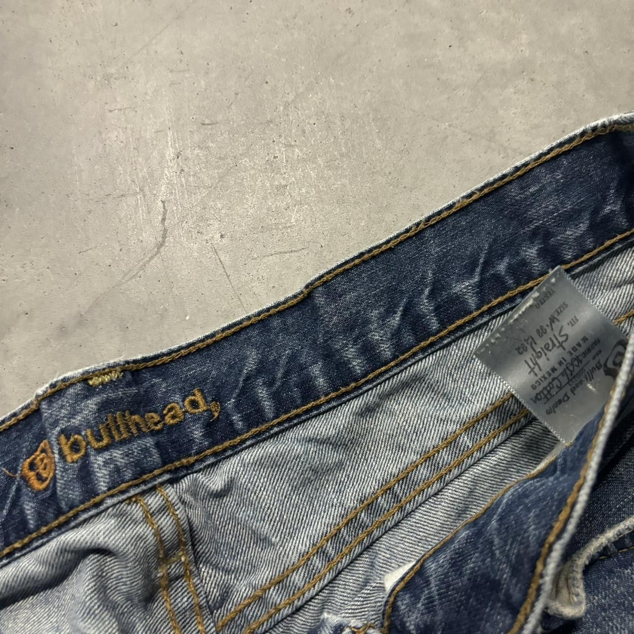 Japanese Brand × Vintage Crazy Vintage Y2K/2000s Baggy Dark Wash Bullhead Skater Workwear Denim Jeans! Size US 33 - 8 Thumbnail