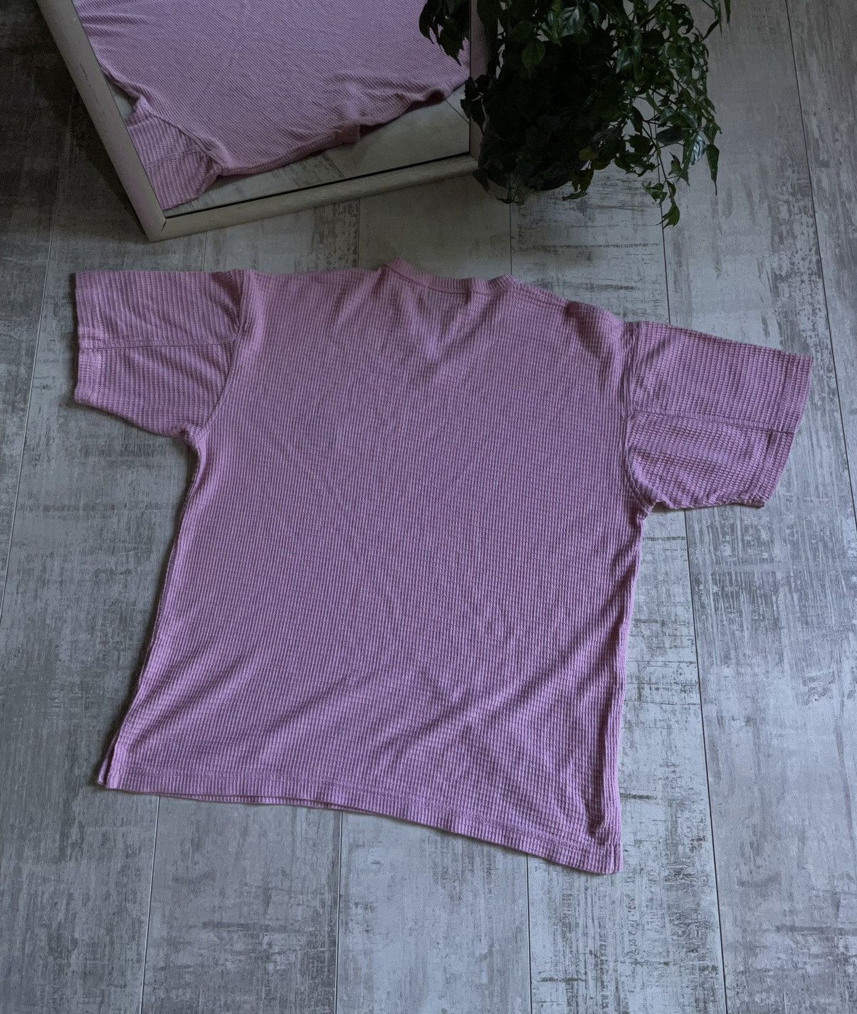Versace × Vintage Vintage Versace 90’s Pink Waffle T-Shirt Medusa Logo Size US M / EU 48-50 / 2 - 5 Thumbnail