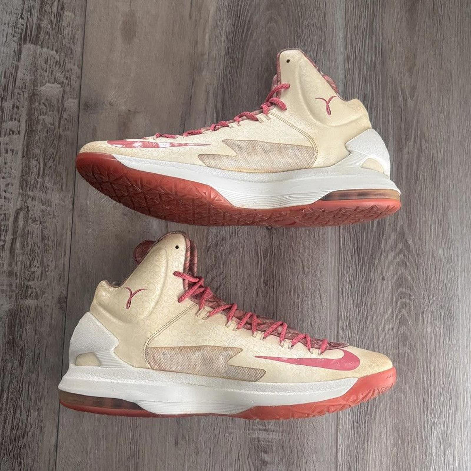 Nike NIKE • KD 5 "Aunt Pearl" (13M) Size US 13 / EU 46 - 3 Thumbnail