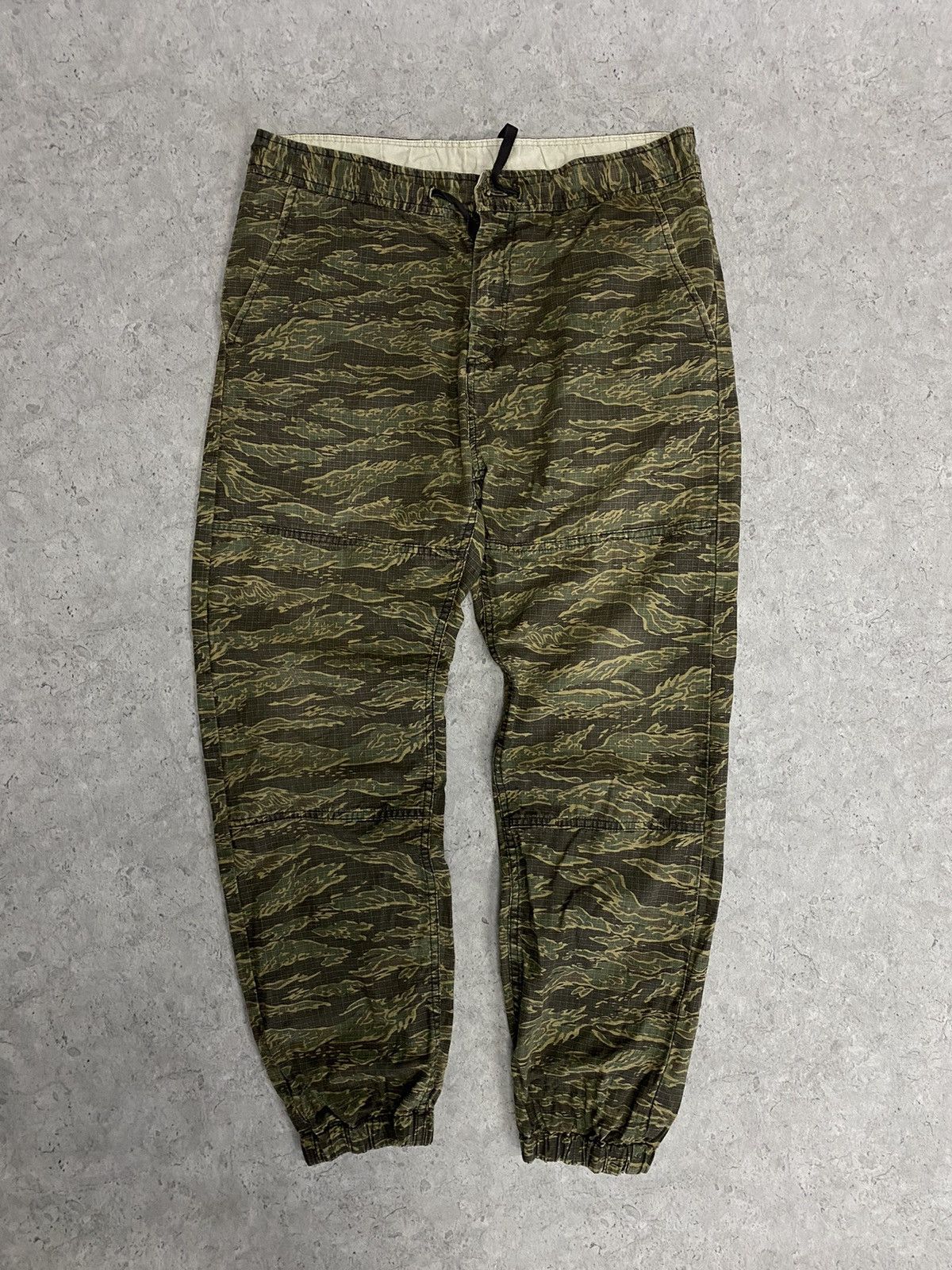 Carhartt Wip Carhartt W.I.P Black Ripstop Marshall Jogger Sz. Medium WIP Size US 33 - 3 Thumbnail