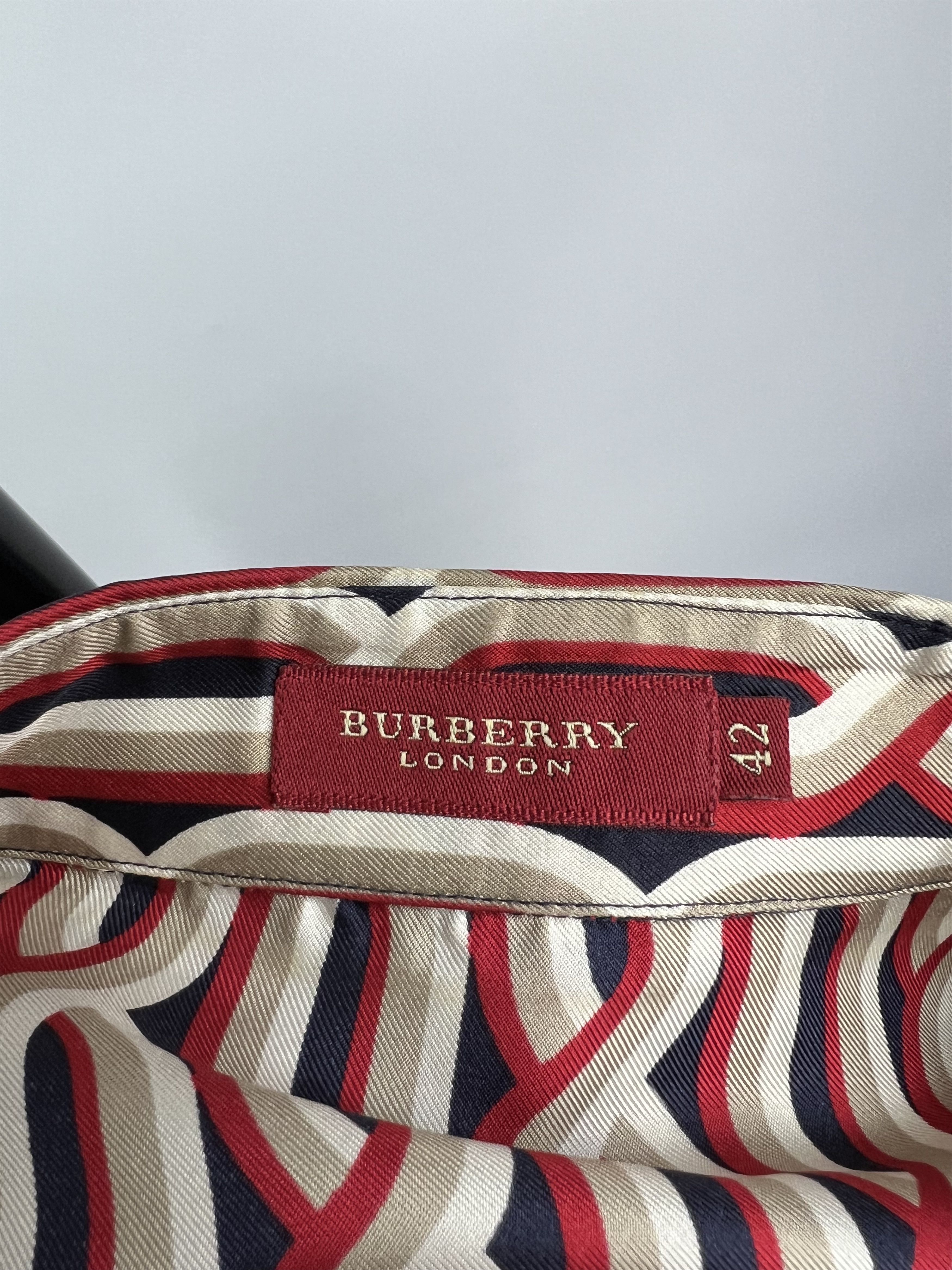 Burberry Burberry London Women's Silk Button Up Shirt Blouse Size 42 Size M / US 6-8 / IT 42-44 - 12 Thumbnail