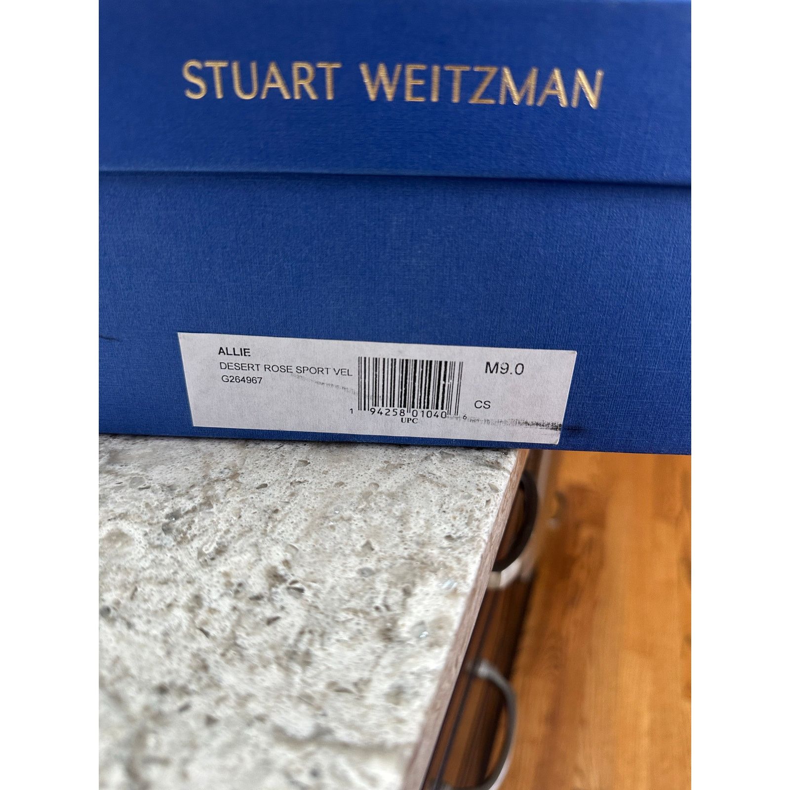 Stuart Weitzman Stuart Weitzman Allie boot size 9 new in box Size US 9 / IT 39 - 7 Thumbnail