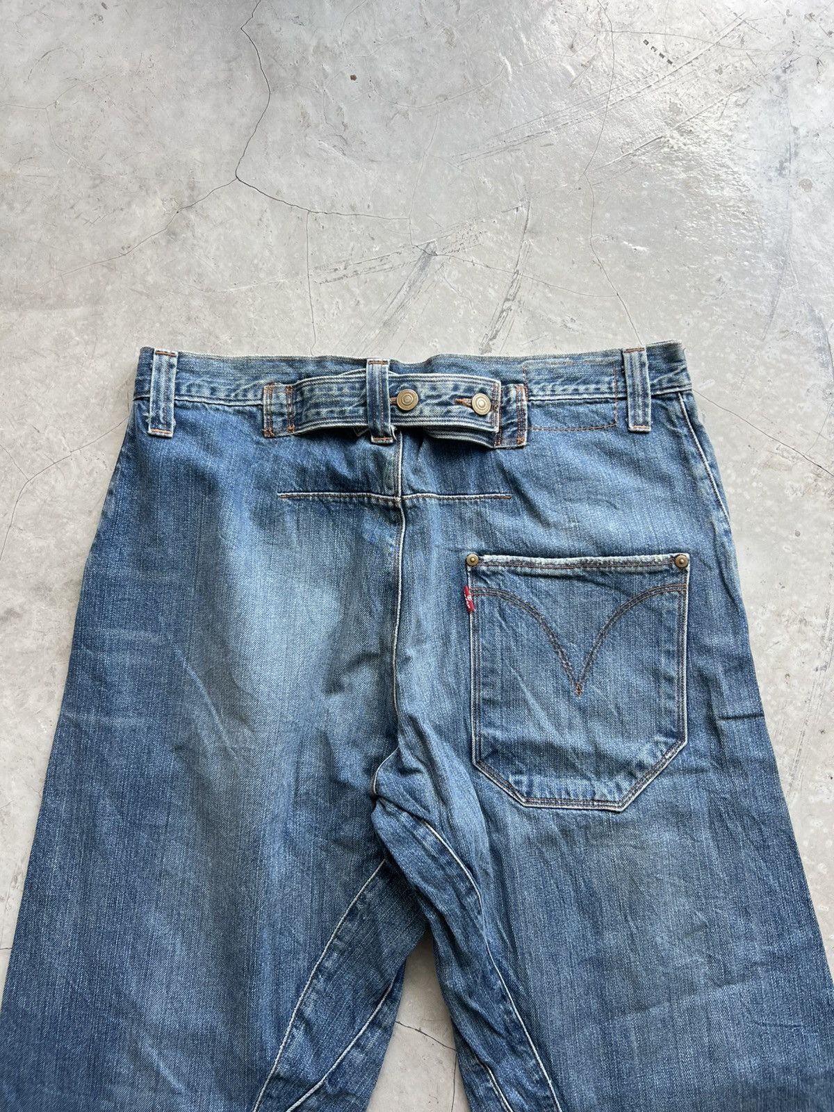 Levis Engineered Jeans Buckle Back Tag W34 Actual 34x34