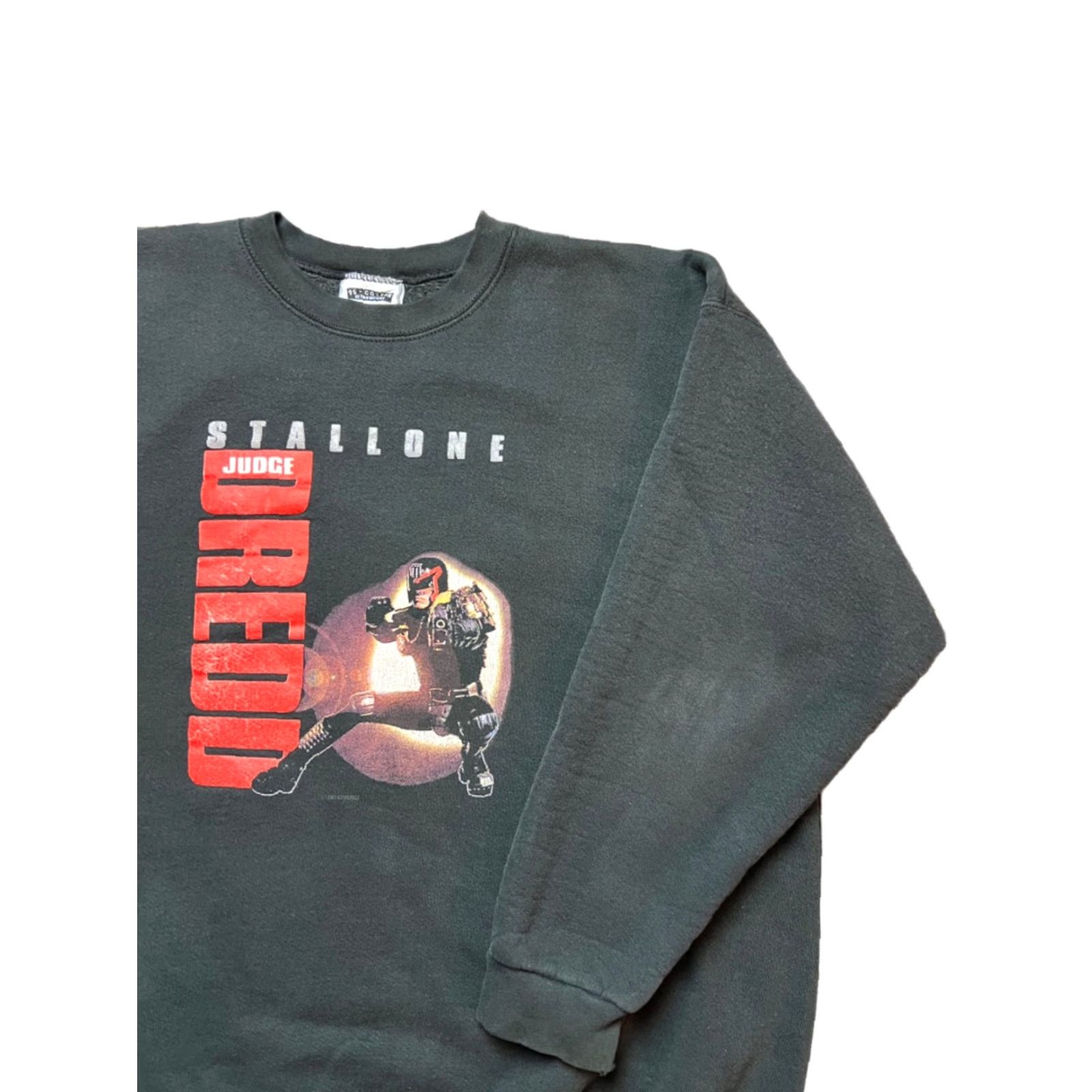 VINTAGE Judge Dredd Stallone Graphic Crewneck Sweatshirt XL Men Black Crew Neck Pullover Long Sleeve Lee Shirt