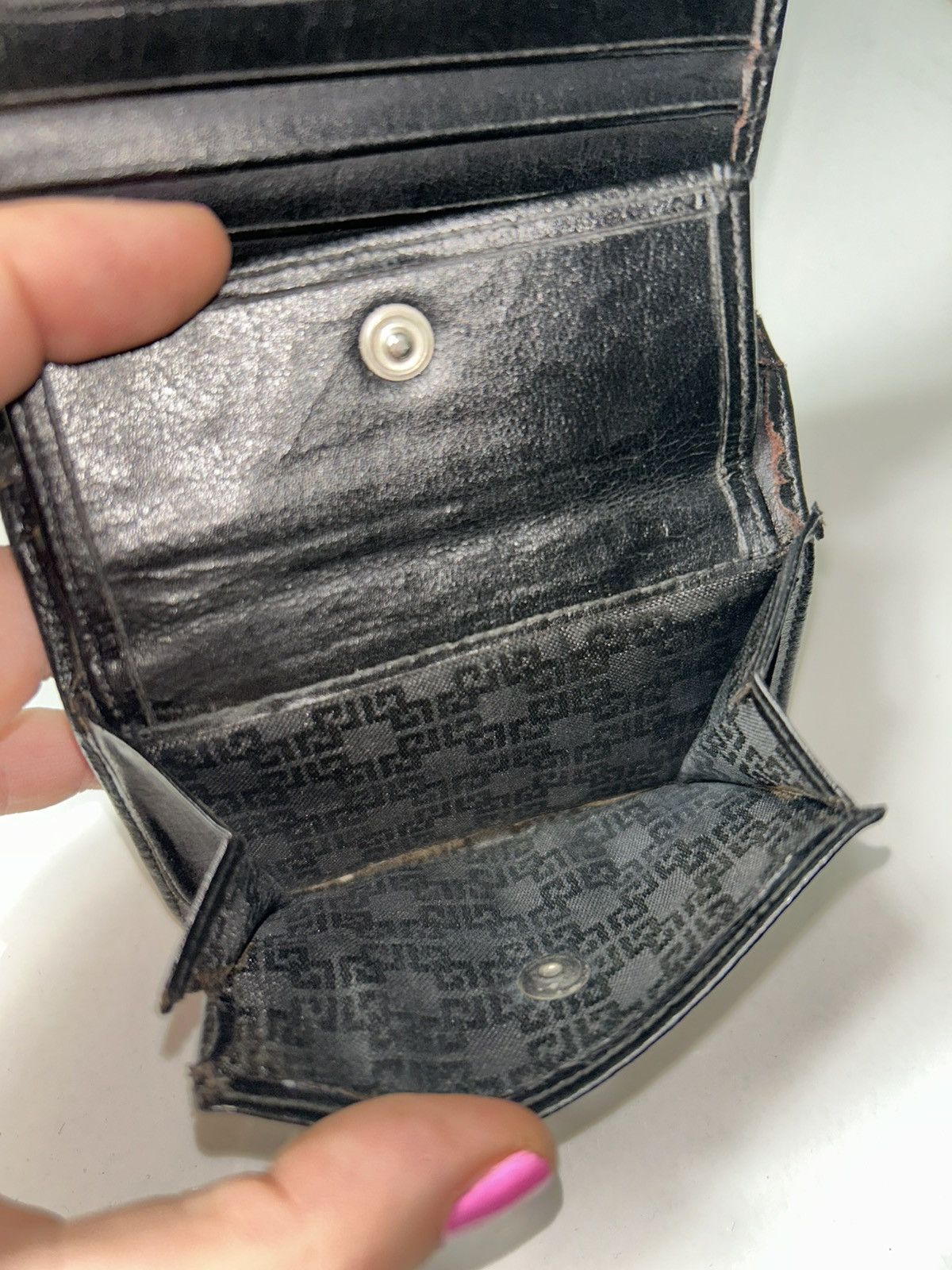 Givenchy Givenchy Black Leather Bifold Wallet Size ONE SIZE - 4 Thumbnail