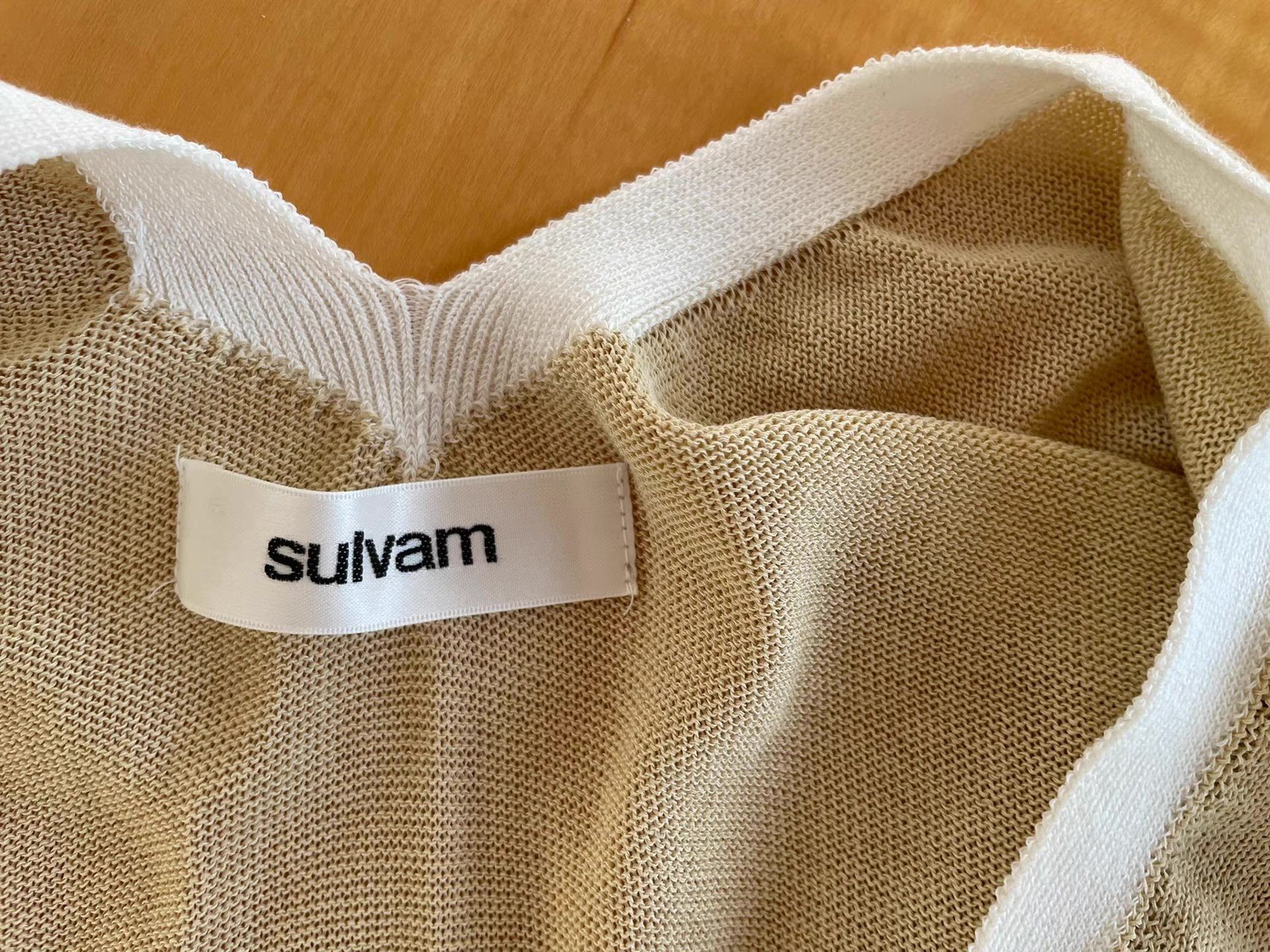 Sulvam Sulvam 20SS Men's V-neck Waist-twisted Knit Sweater Ｑ21 Size US M / EU 48-50 / 2 - 4 Thumbnail