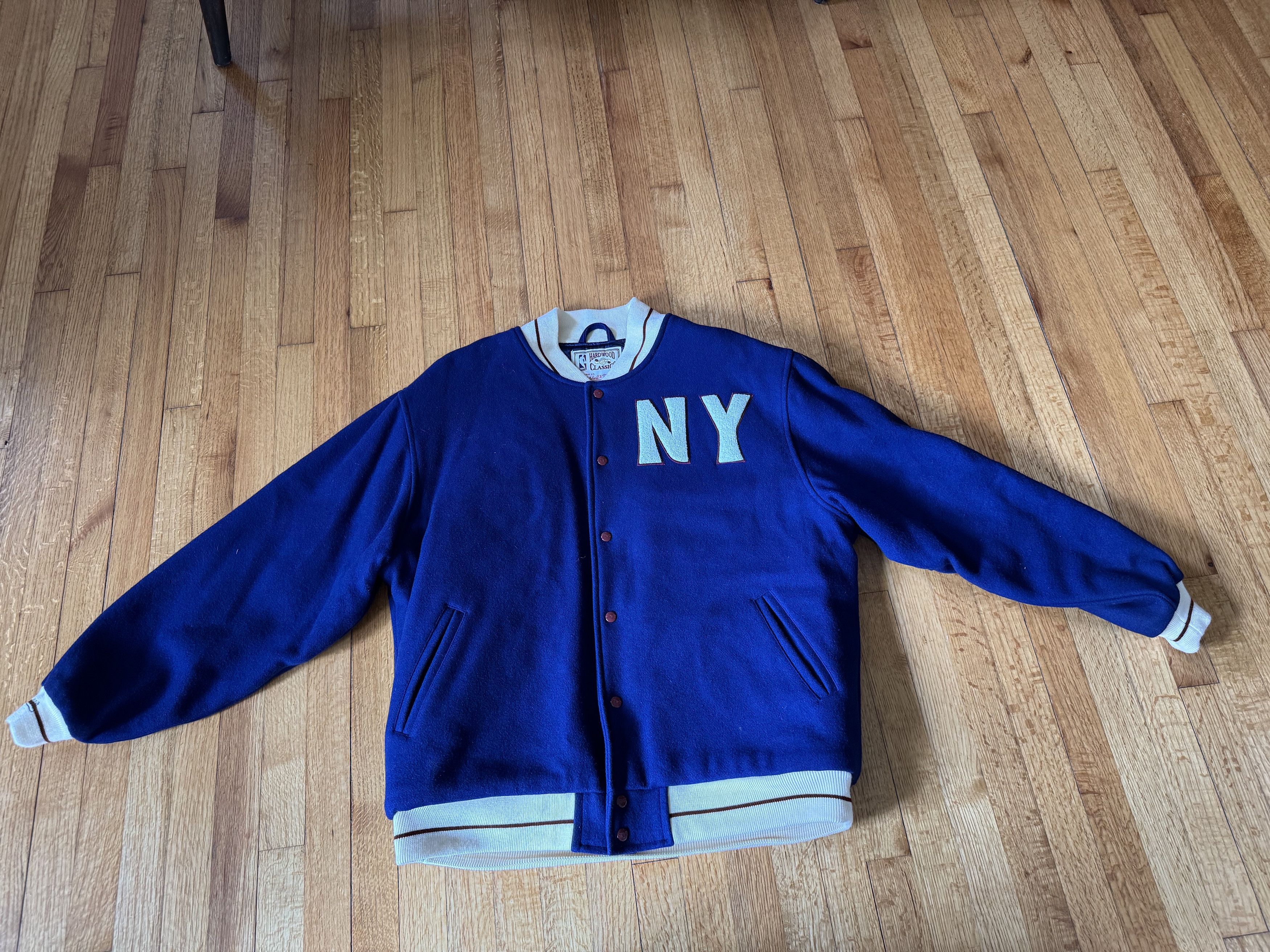 Mitchell & Ness Mitchell & Ness Hardwood Classics 2005 NBA Knicks Jacket Size US L / EU 52-54 / 3 - 1 Thumbnail