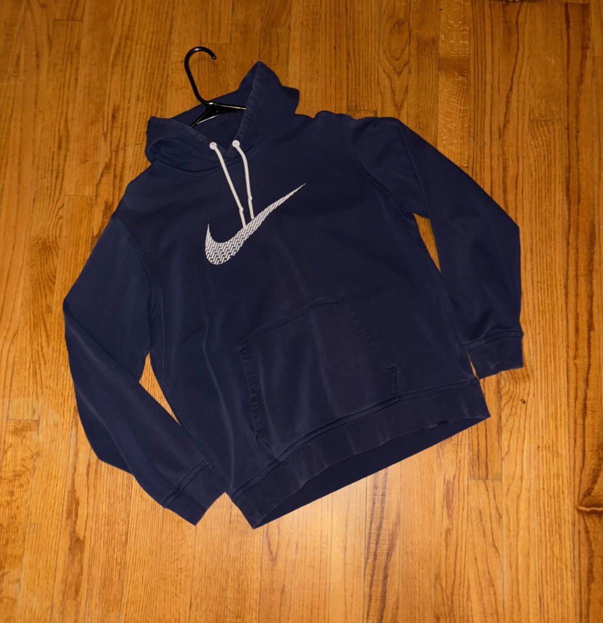 Nike Navy Vintage Nike Hoodie Size US L / EU 52-54 / 3 - 1 Preview