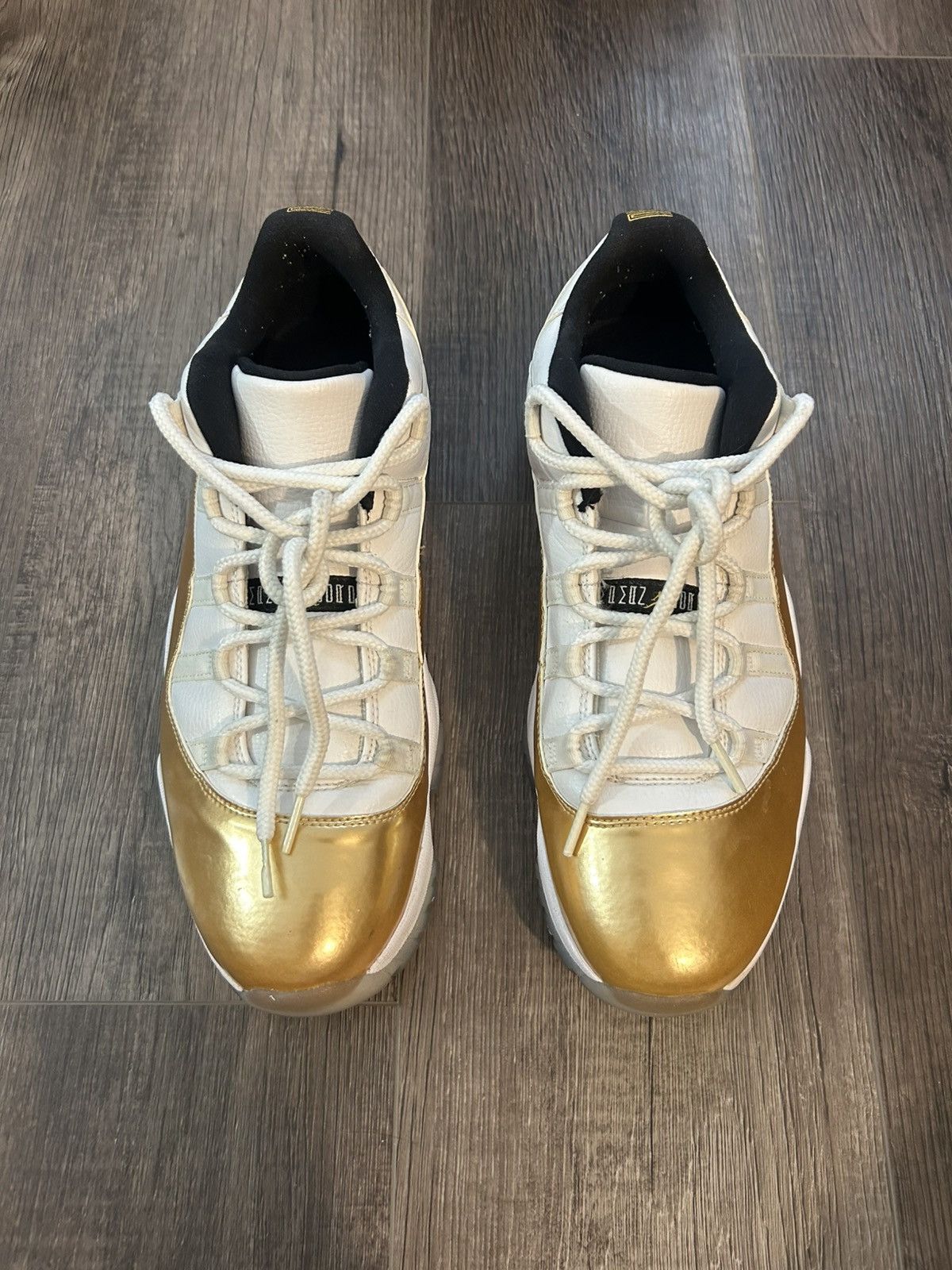 Jordan Brand Air Jordan 11 Retro Low 'Closing Ceremony' Size US 11 / EU 44 - 1 Thumbnail