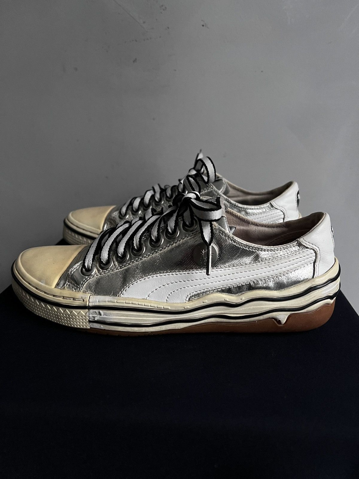 Puma Rare Puma x Mihara yasuhiro low 2000s sneakers y2k Size US 5 / EU 37 - 1 Thumbnail