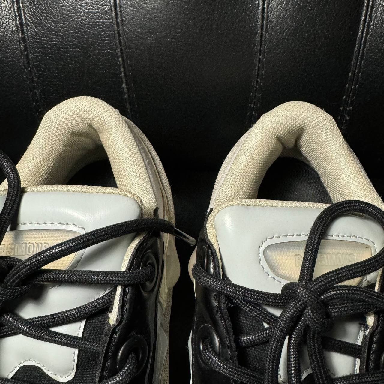 Adidas × Raf Simons Adidas Raf Simons Ozweego Cream White Size US 6.5 / EU 39-40 - 8 Thumbnail