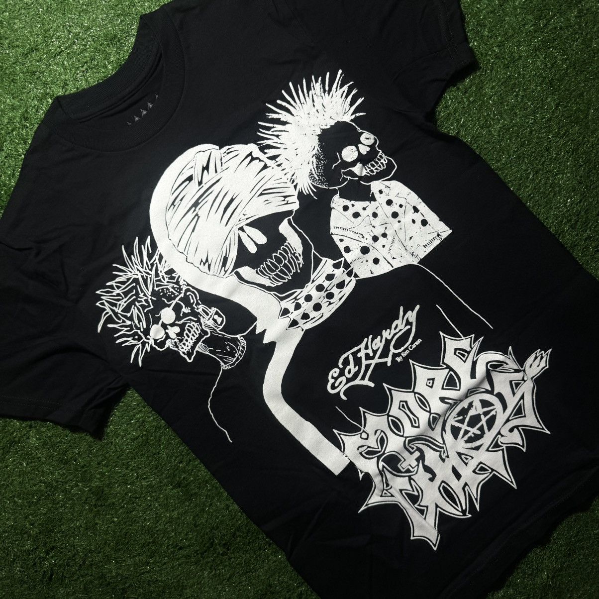 Ed Hardy × Ken Carson KEN CARSON X ED HARDY “ MORE CHAOS “ & FRIENDS MERCH Size US S / EU 44-46 / 1 - 2 Thumbnail