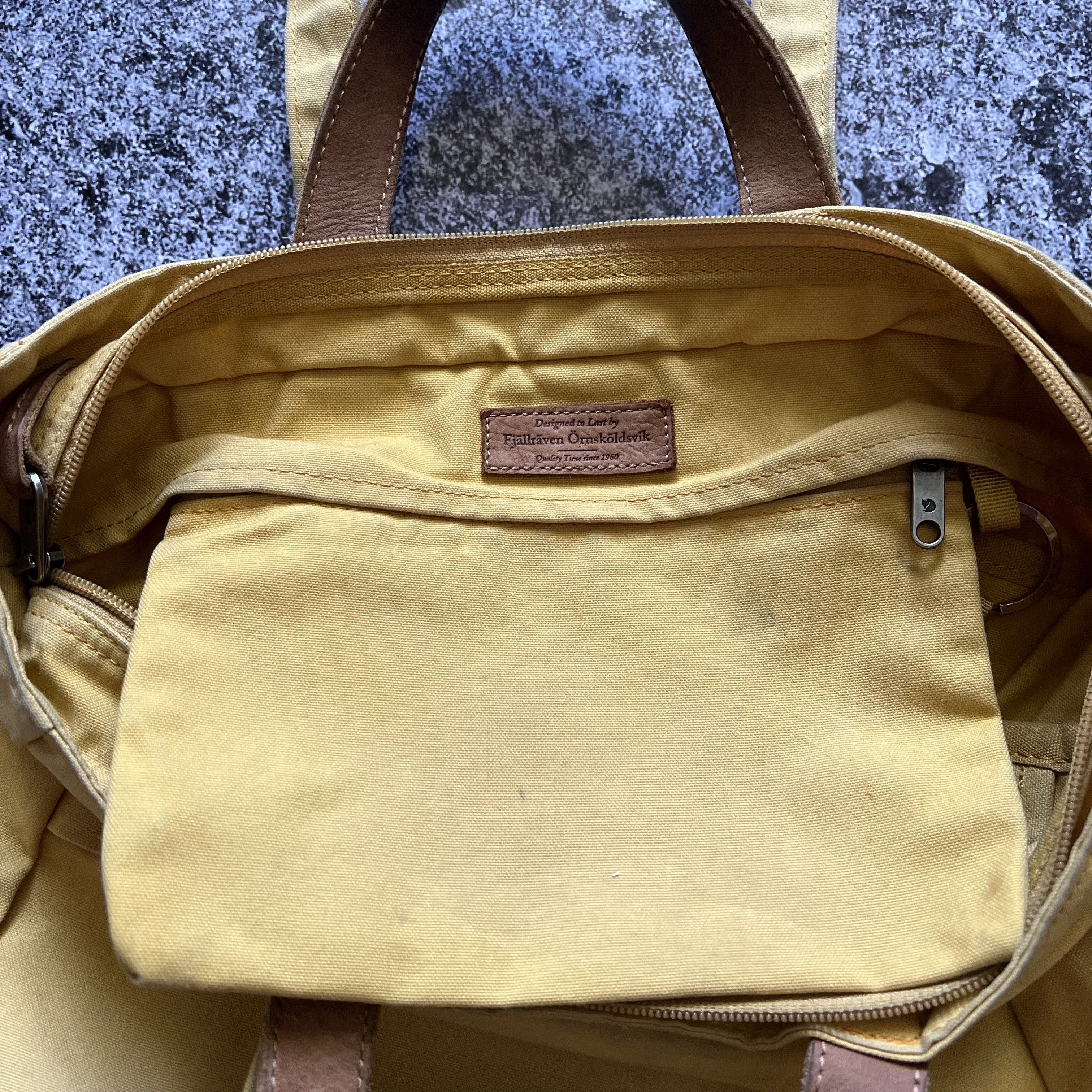 Fjallraven Fjallraven Totepack No. 1 G-1000 Backpack Messenger Bag Size ONE SIZE - 16 Thumbnail