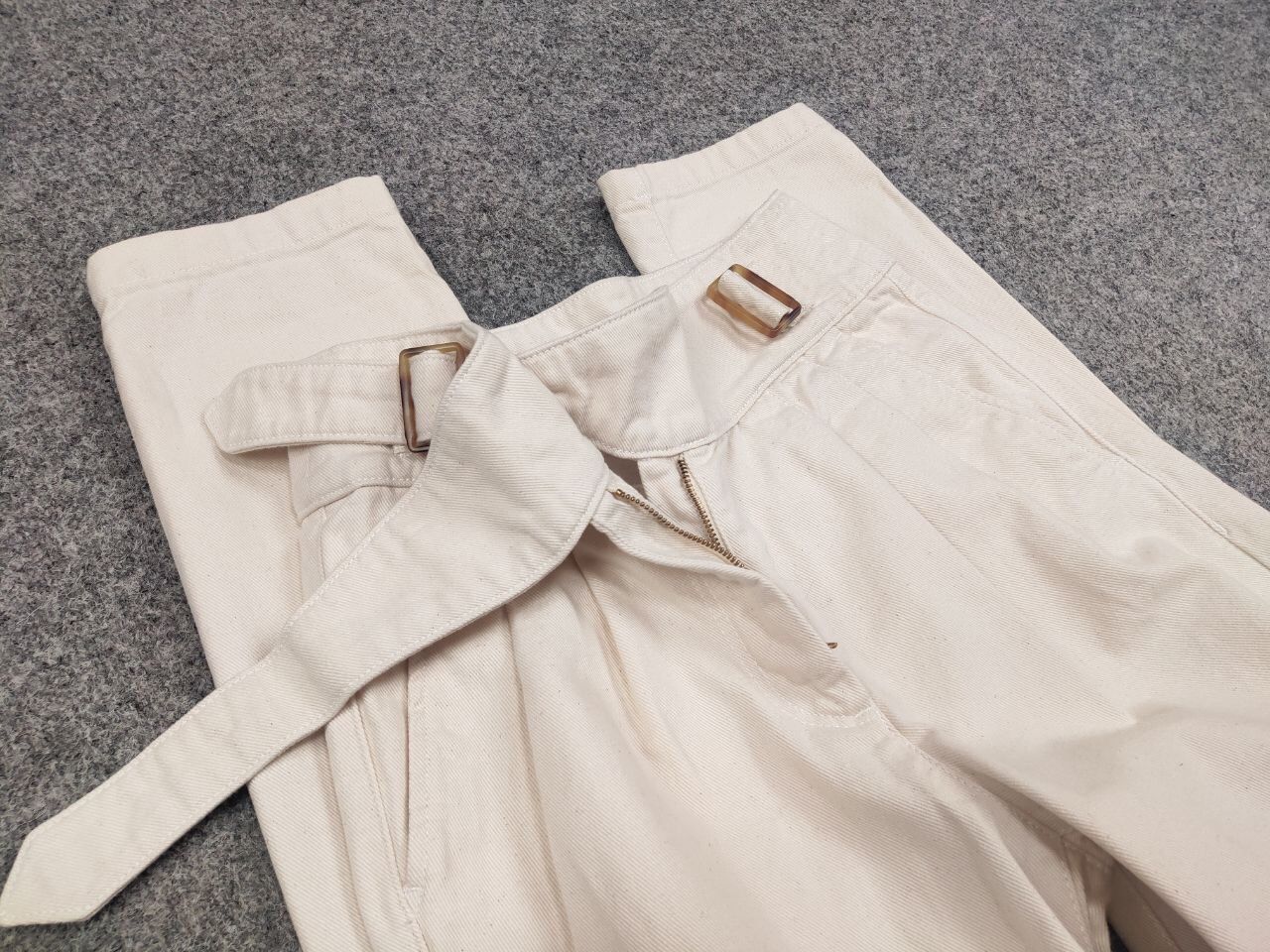 Sezane Sezane Paris Design Beige Denim Jeans with belt Size 34" / US 12 / IT 48 - 13 Thumbnail