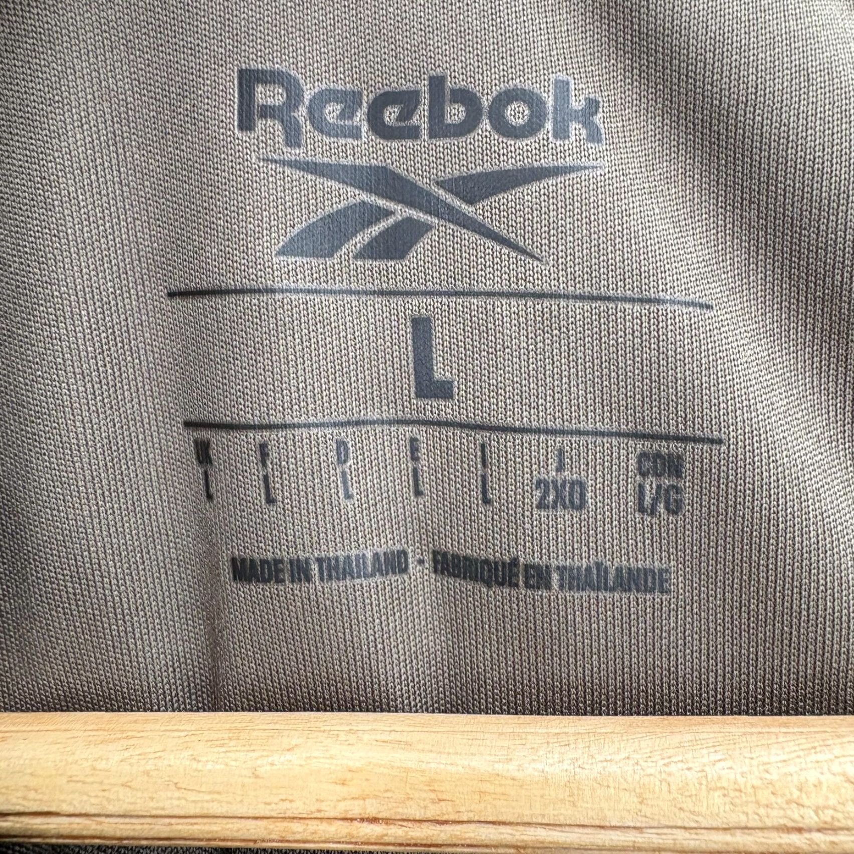Reebok Reebok Shirt Mens Large Army Green Sleeveless Tech Tee Athletic Gym NWT ID Train Size US L / EU 52-54 / 3 - 4 Thumbnail