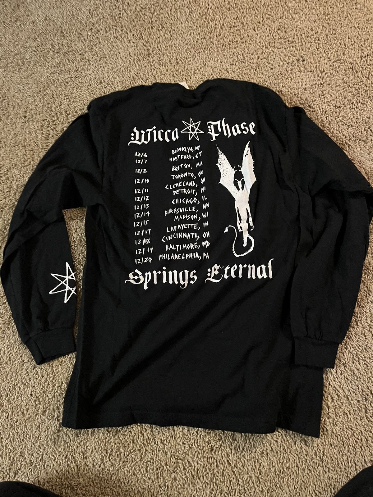 GOTHBOICLIQUE Wicca phase 2019 tour long sleeve Size US L / EU 52-54 / 3 - 2 Thumbnail
