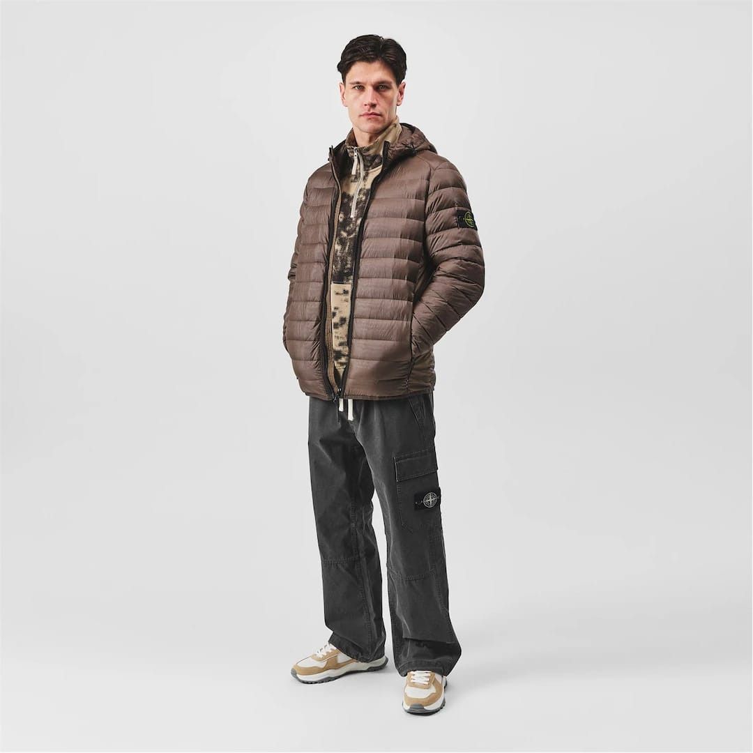 Stone Island o1g2r1mq0526 Compass Badge Duck Down Windproof Puffer Jacket Size US S / EU 44-46 / 1 - 6 Thumbnail