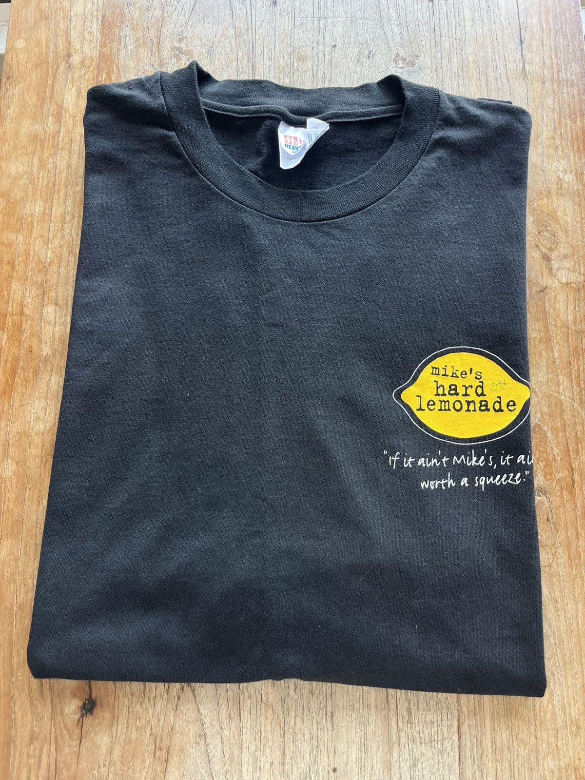 Vintage Vintage Mike’s hard lemonade Drink 90’s Tshirt Size US XL / EU 56 / 4 - 1 Thumbnail