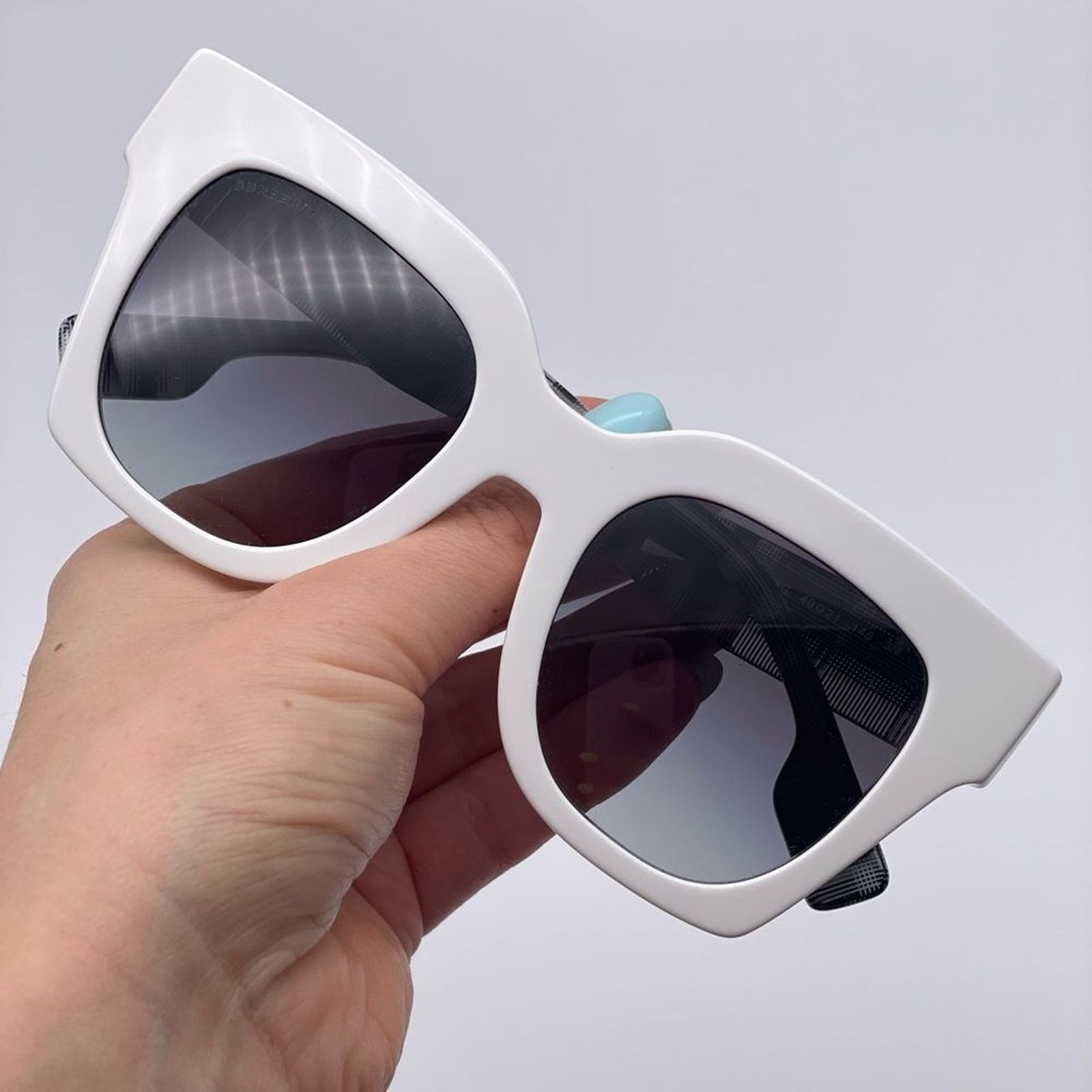 Burberry NEW BURBERRY BE4364 Kitty 39958G White/Gray Gradient Woman Size ONE SIZE - 7 Thumbnail