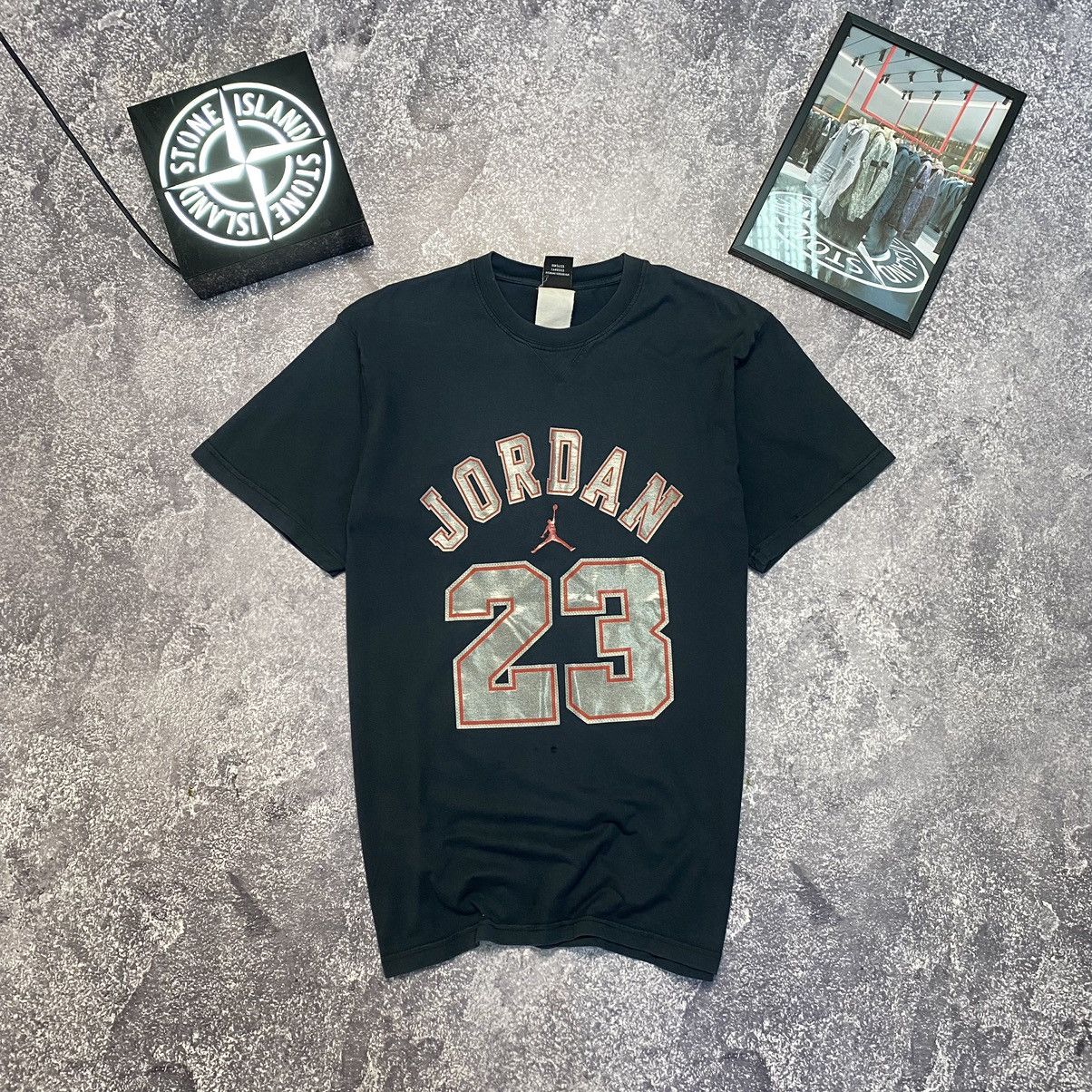 Jordan Brand Vintage Jordan 23 Big Centre logo 90’s Streetwear tee Size US M / EU 48-50 / 2 - 2 Thumbnail