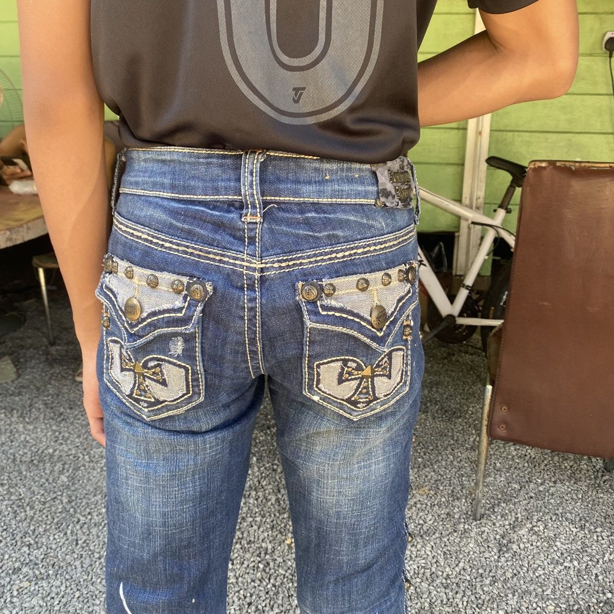 Seditionaries ANTIQUE RIVET STUDDED CROSS CH INSPIRED JEANS Size US 28 / EU 44 - 13 Thumbnail