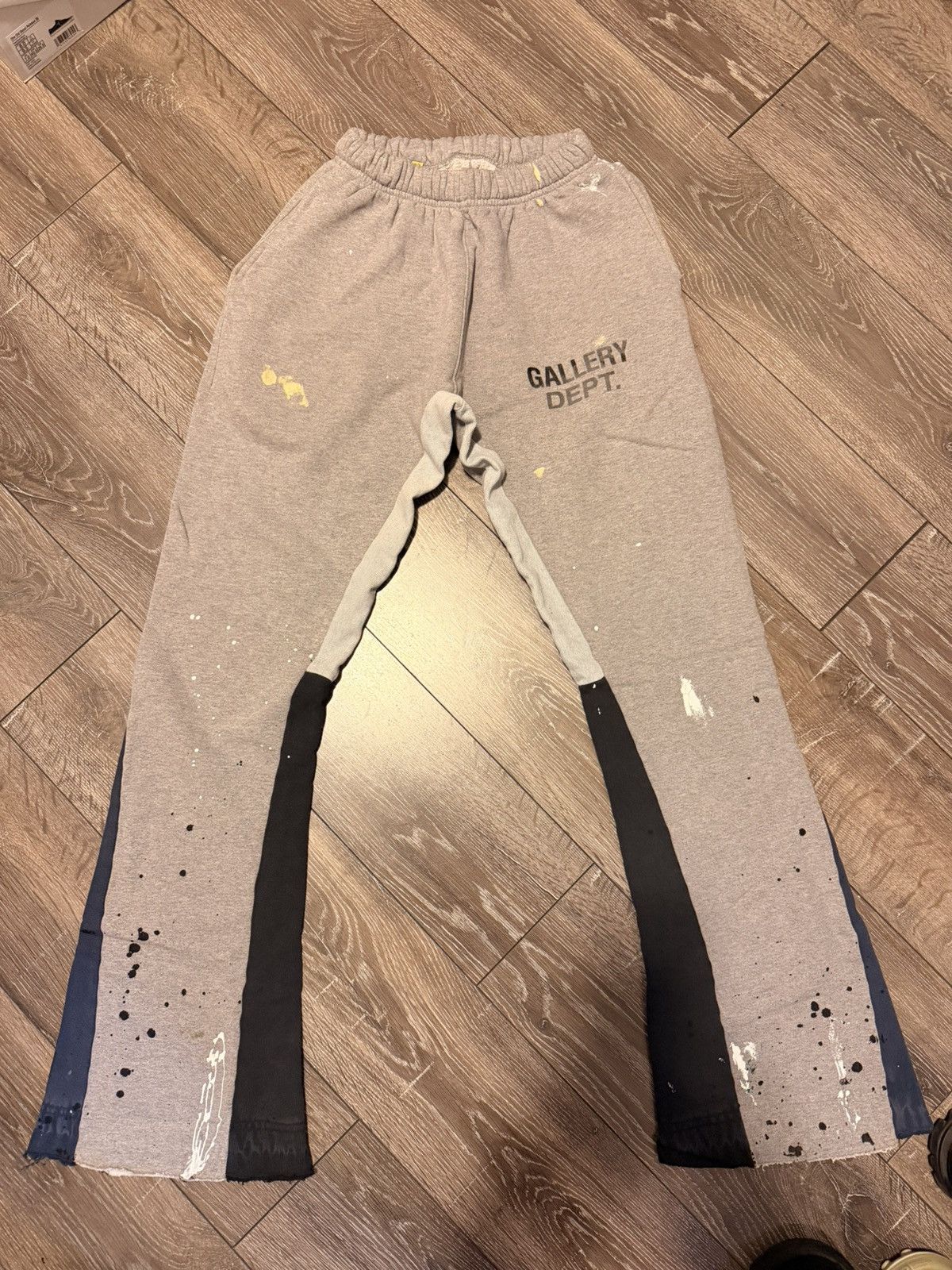 Gallery Dept. Gallery dept. painted flare sweatpants Size US 30 / EU 46 - 1 Thumbnail