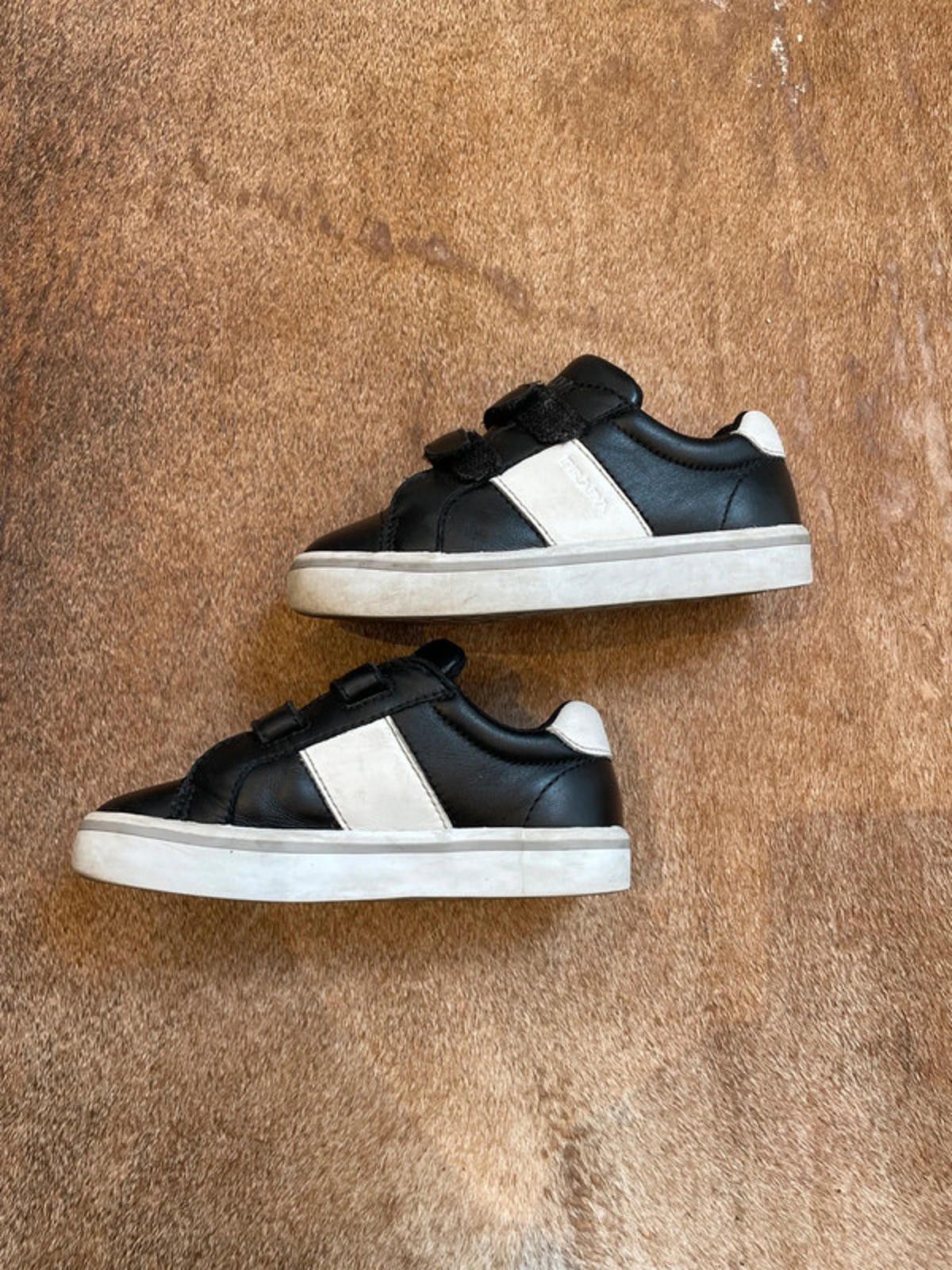 Prada Prada Kids shoes Size US 9 / EU 42 - 4 Thumbnail