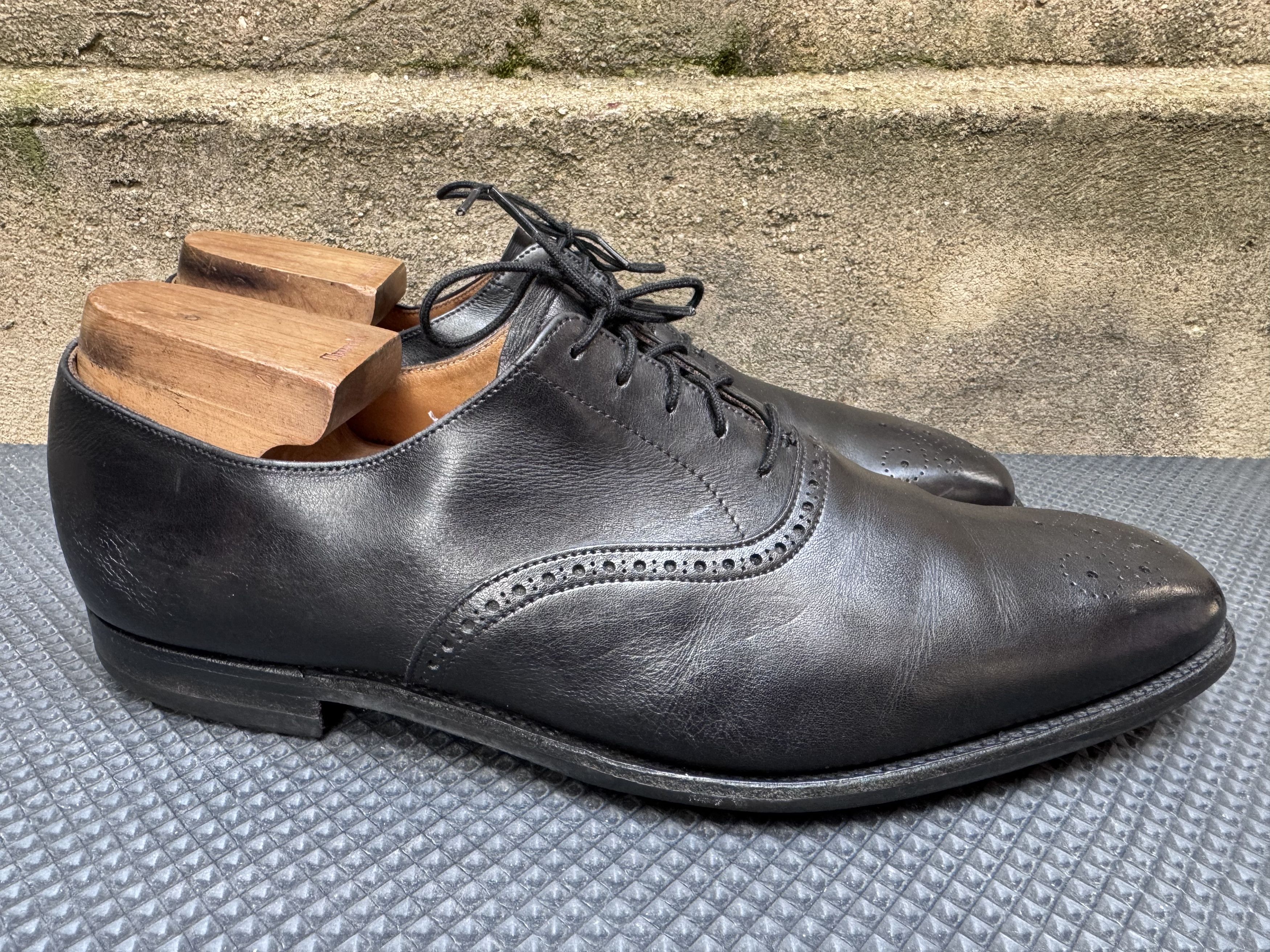 Crockett & Jones Crockett & Jones Edgware black calf city Rubber sole Size US 10 / EU 43 - 4 Thumbnail