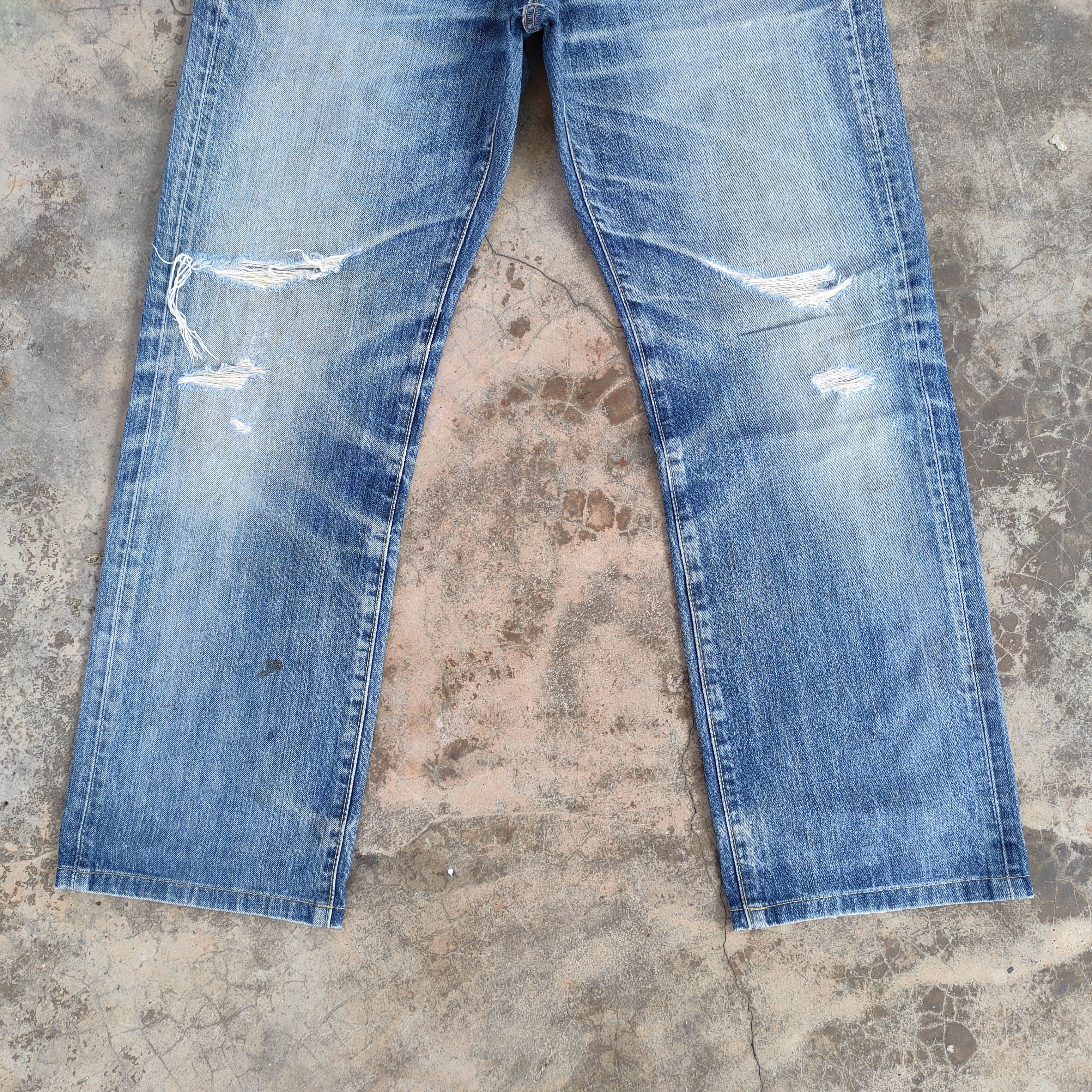Japanese Brand Vintage japanese faded ripped jeans denim pants Size US 33 - 4 Thumbnail